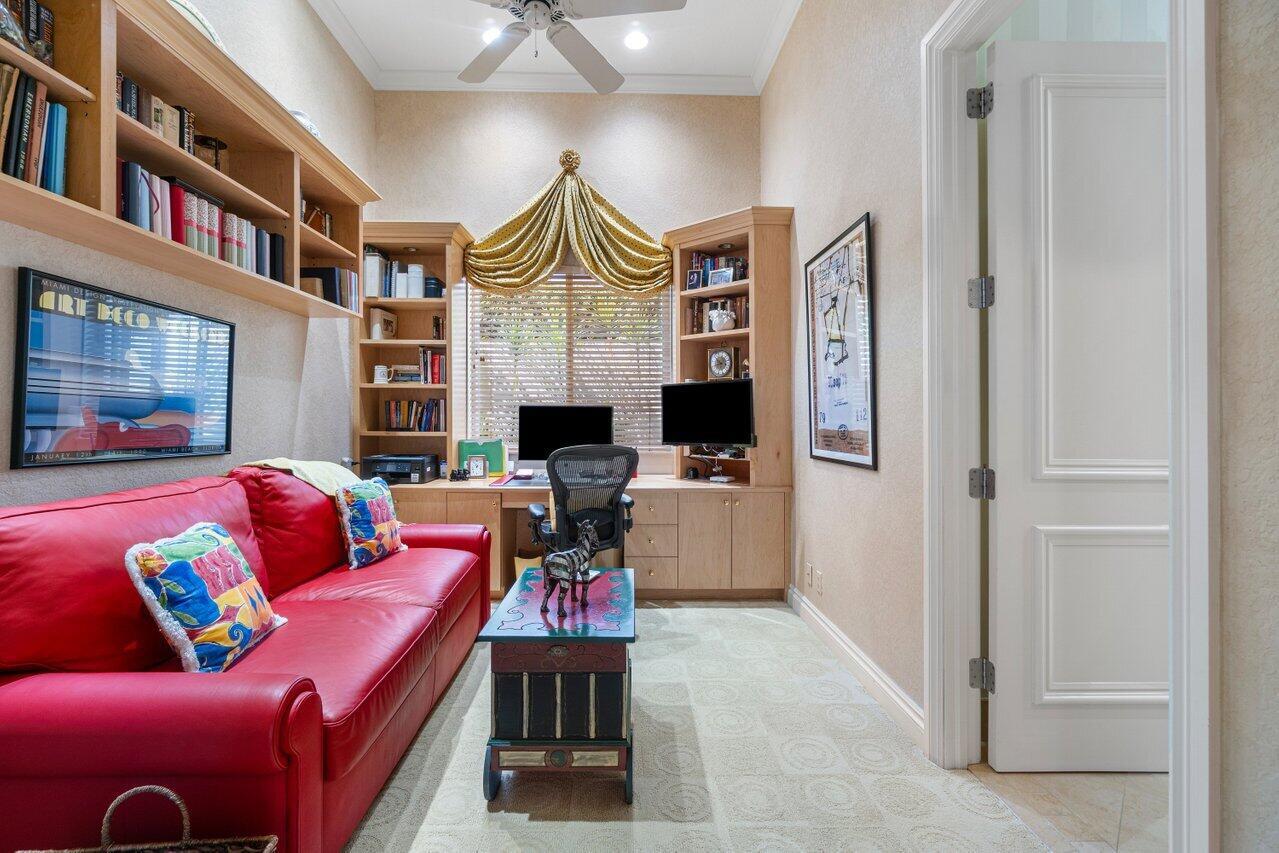 ENCLAVE - Residential