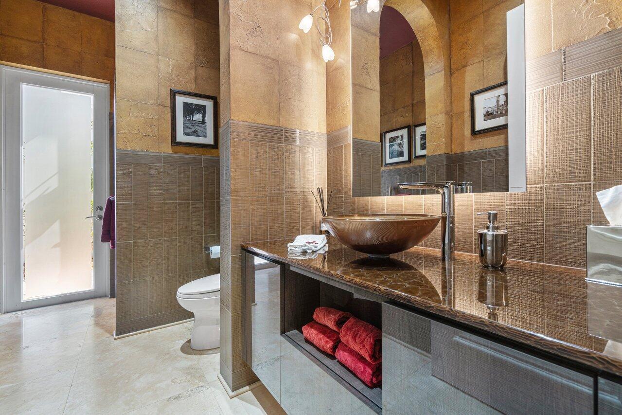 ENCLAVE - Residential