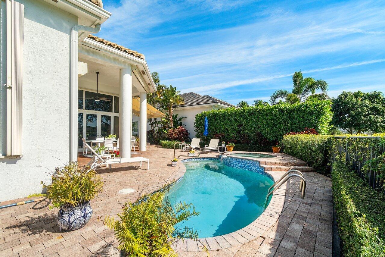 ENCLAVE - Residential