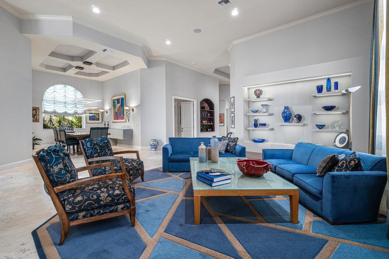 ENCLAVE - Residential