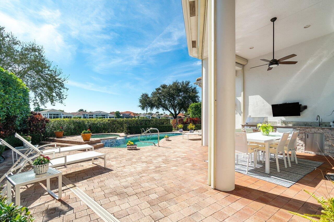 ENCLAVE - Residential