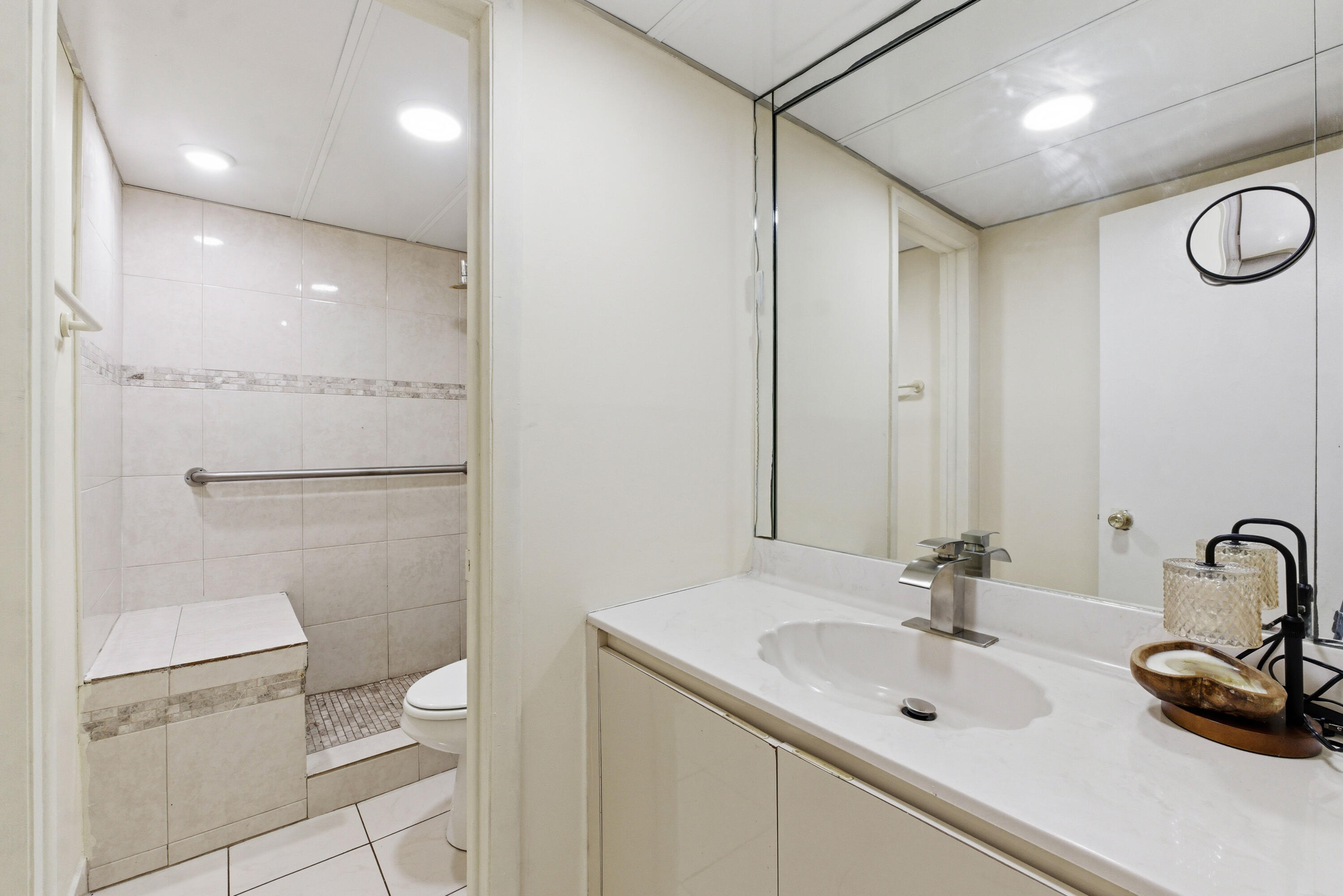 SPANISH OAKS CONDO - Residential