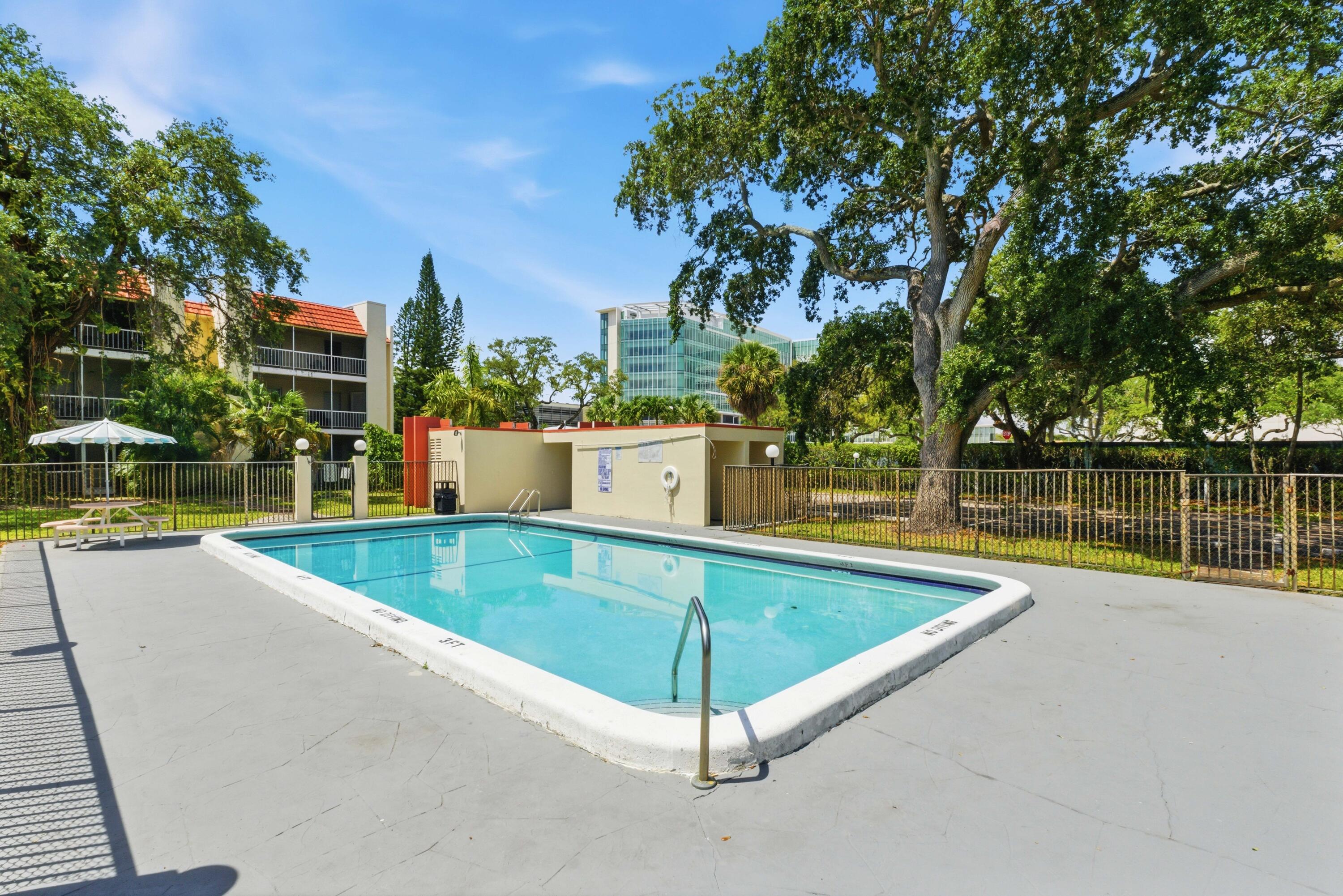 SPANISH OAKS CONDO - Residential