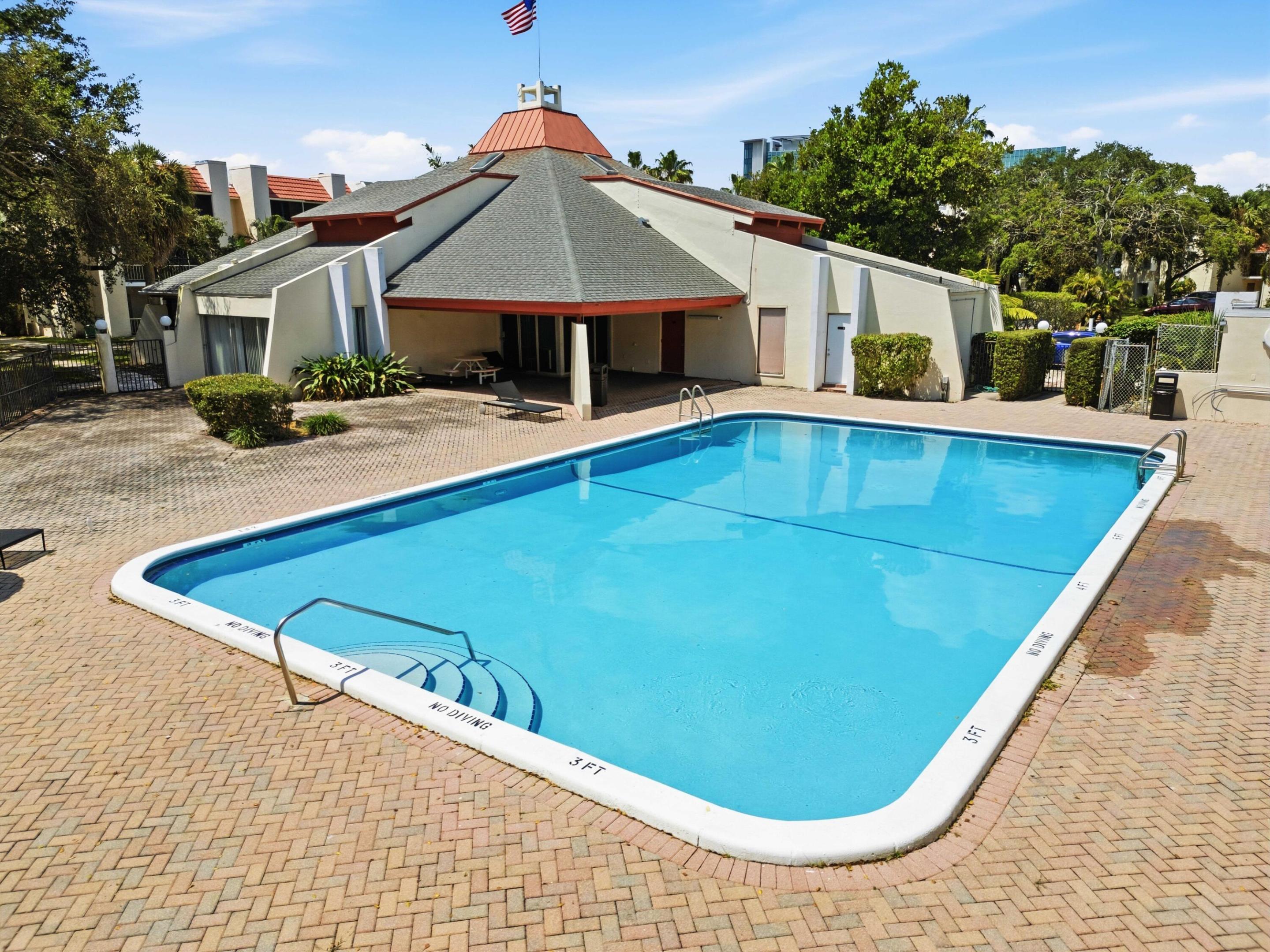 SPANISH OAKS CONDO - Residential