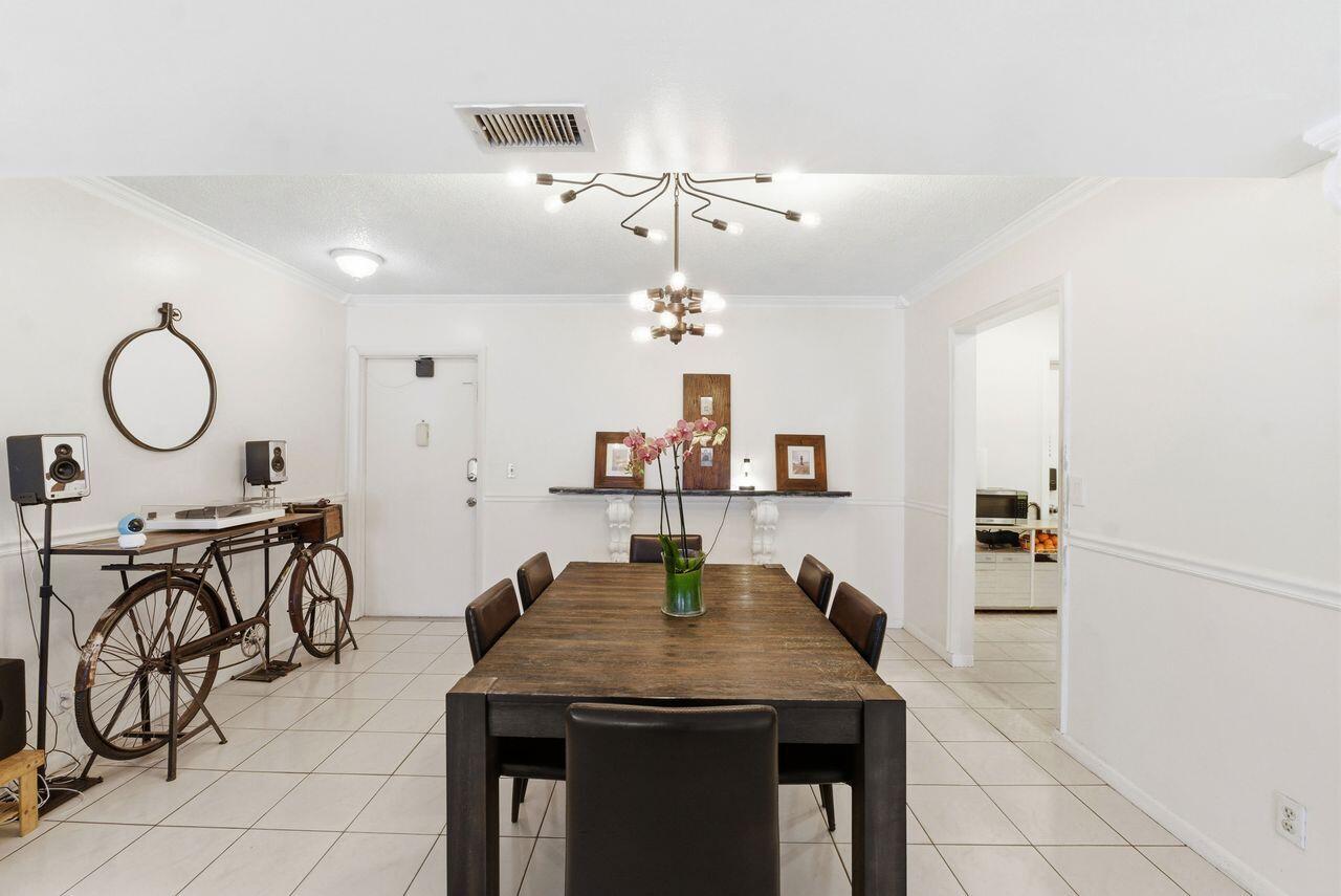 SPANISH OAKS CONDO - Residential