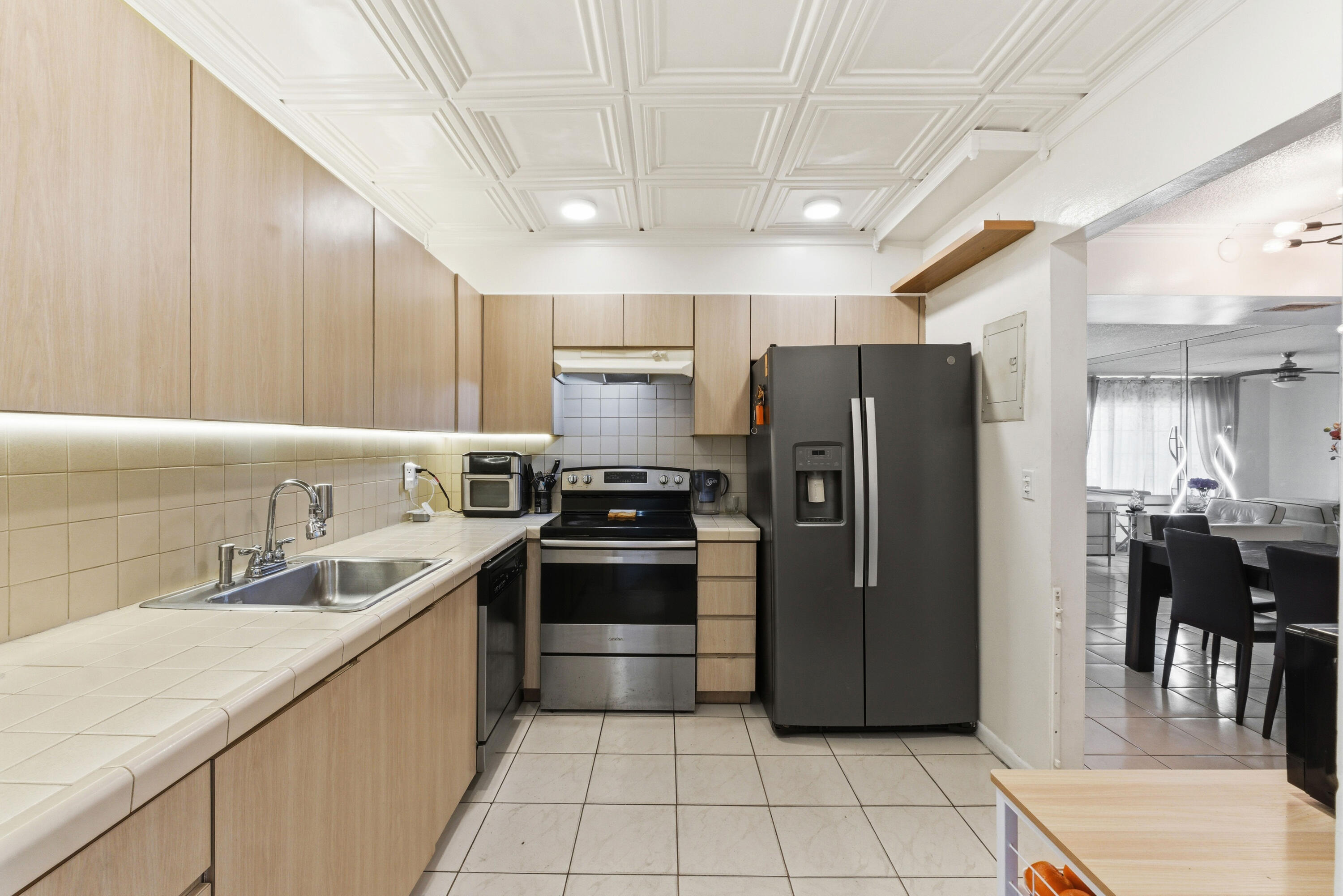 SPANISH OAKS CONDO - Residential