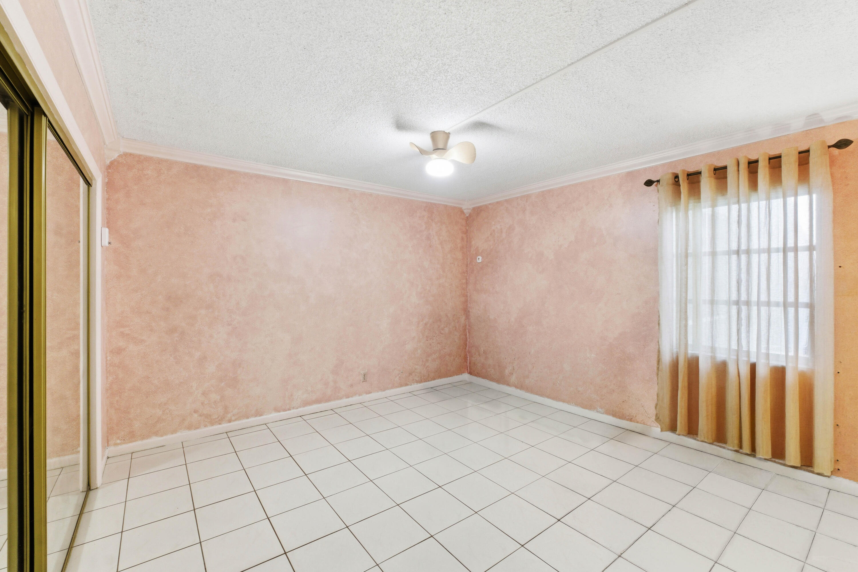 SPANISH OAKS CONDO - Residential