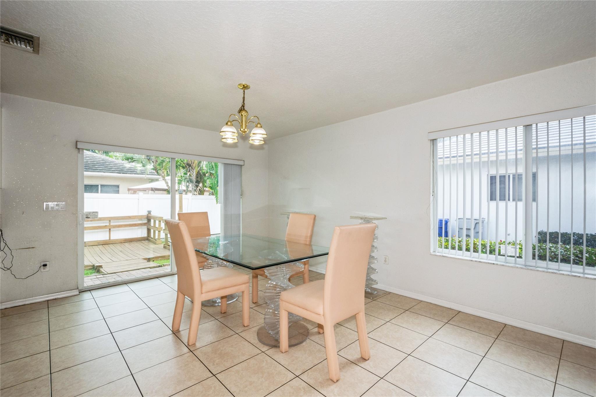 Pompano Spgs Rep 173-171 - Residential