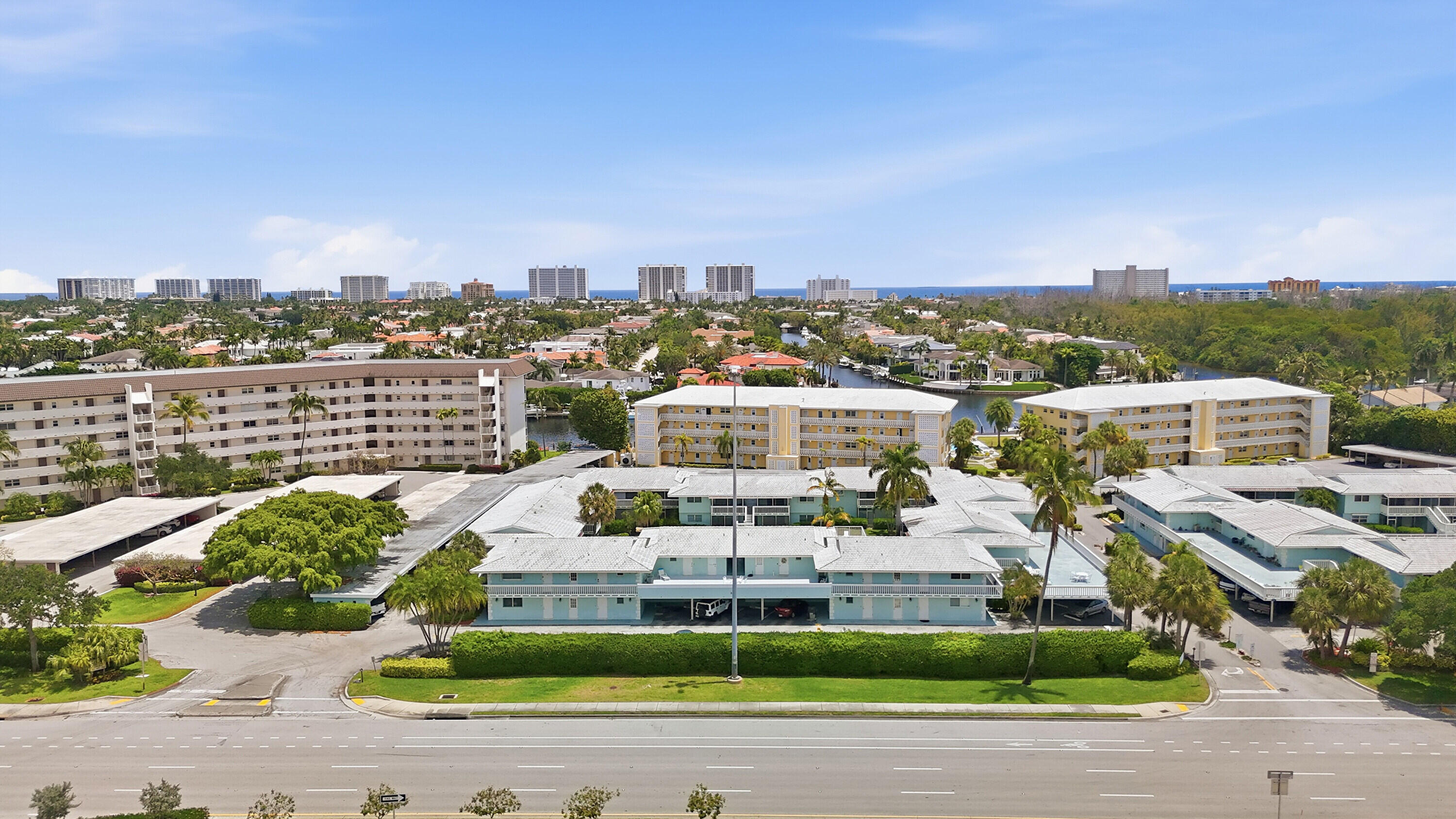 RIVER HOUSE GARDENS CONDO - Residential