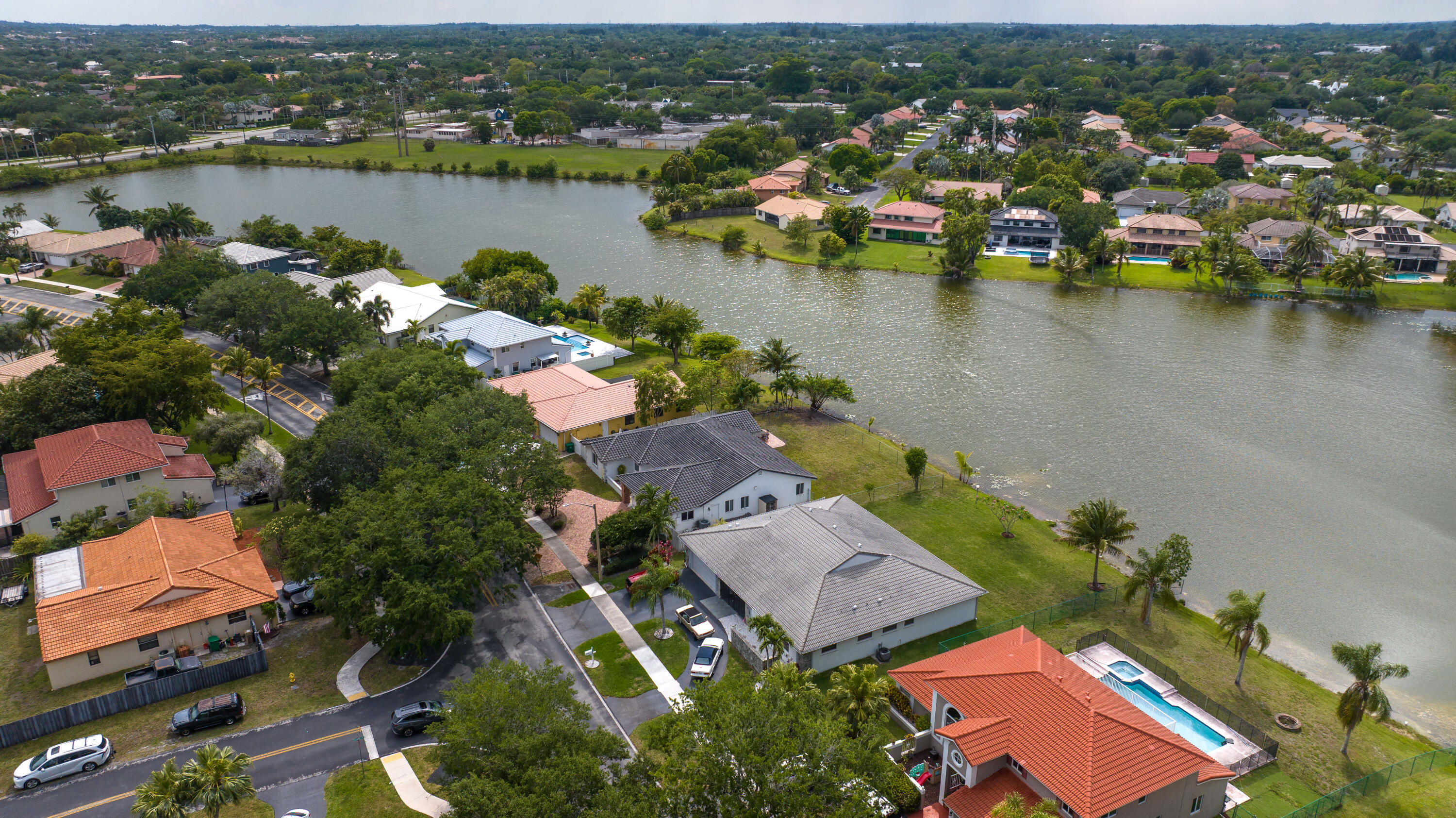 HAWKES BLUFF - Residential