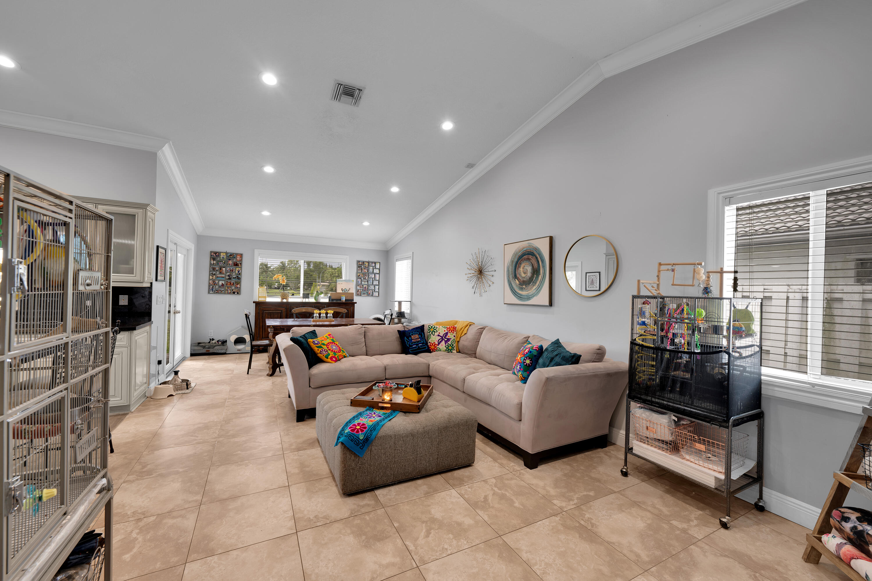 HAWKES BLUFF - Residential