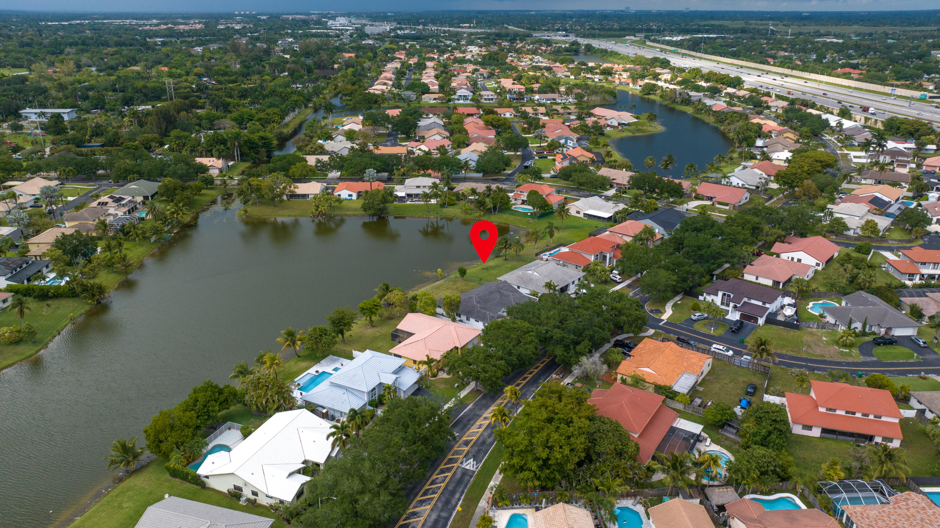 HAWKES BLUFF - Residential