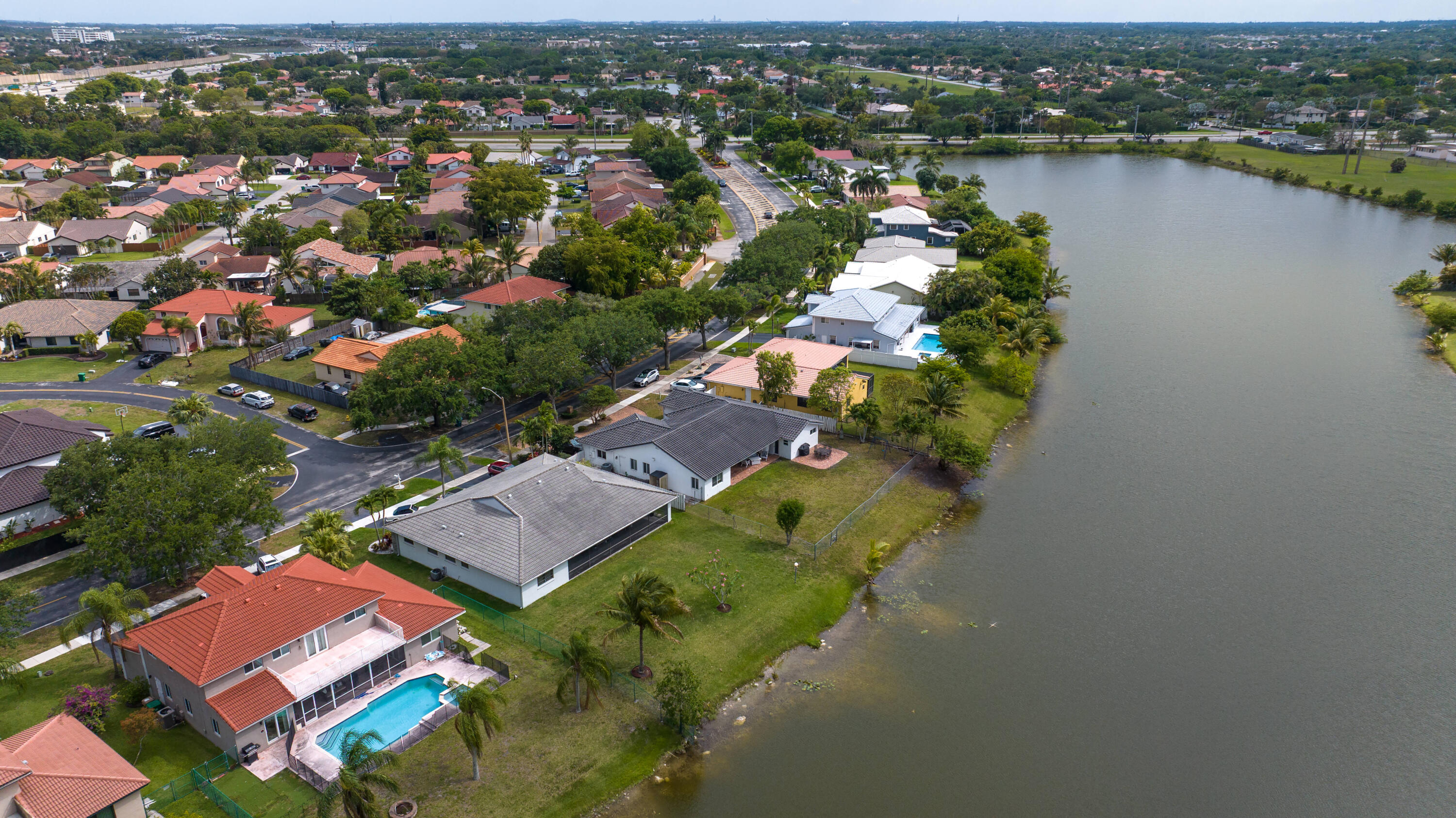 HAWKES BLUFF - Residential