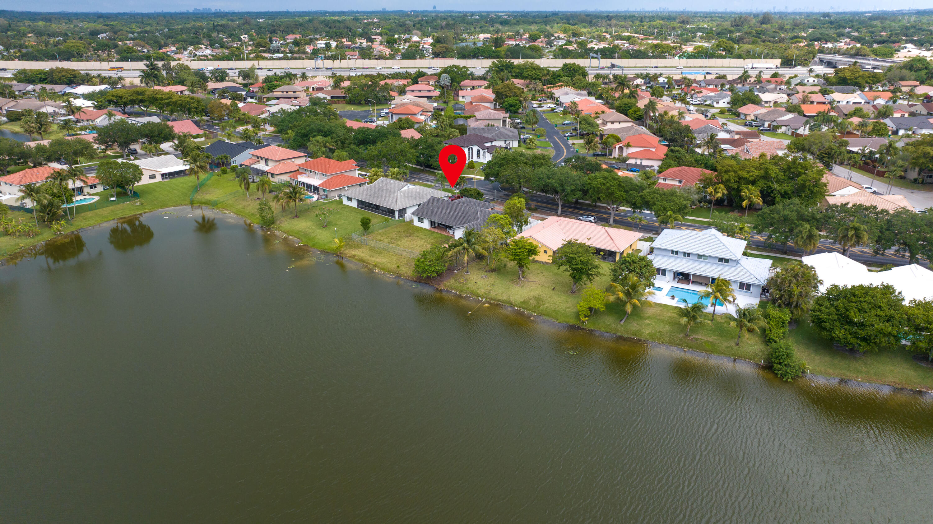 HAWKES BLUFF - Residential