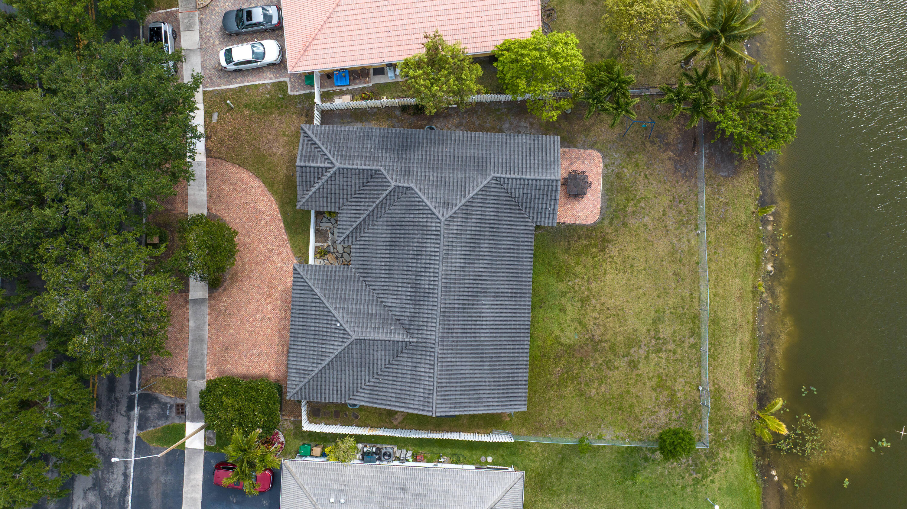 HAWKES BLUFF - Residential