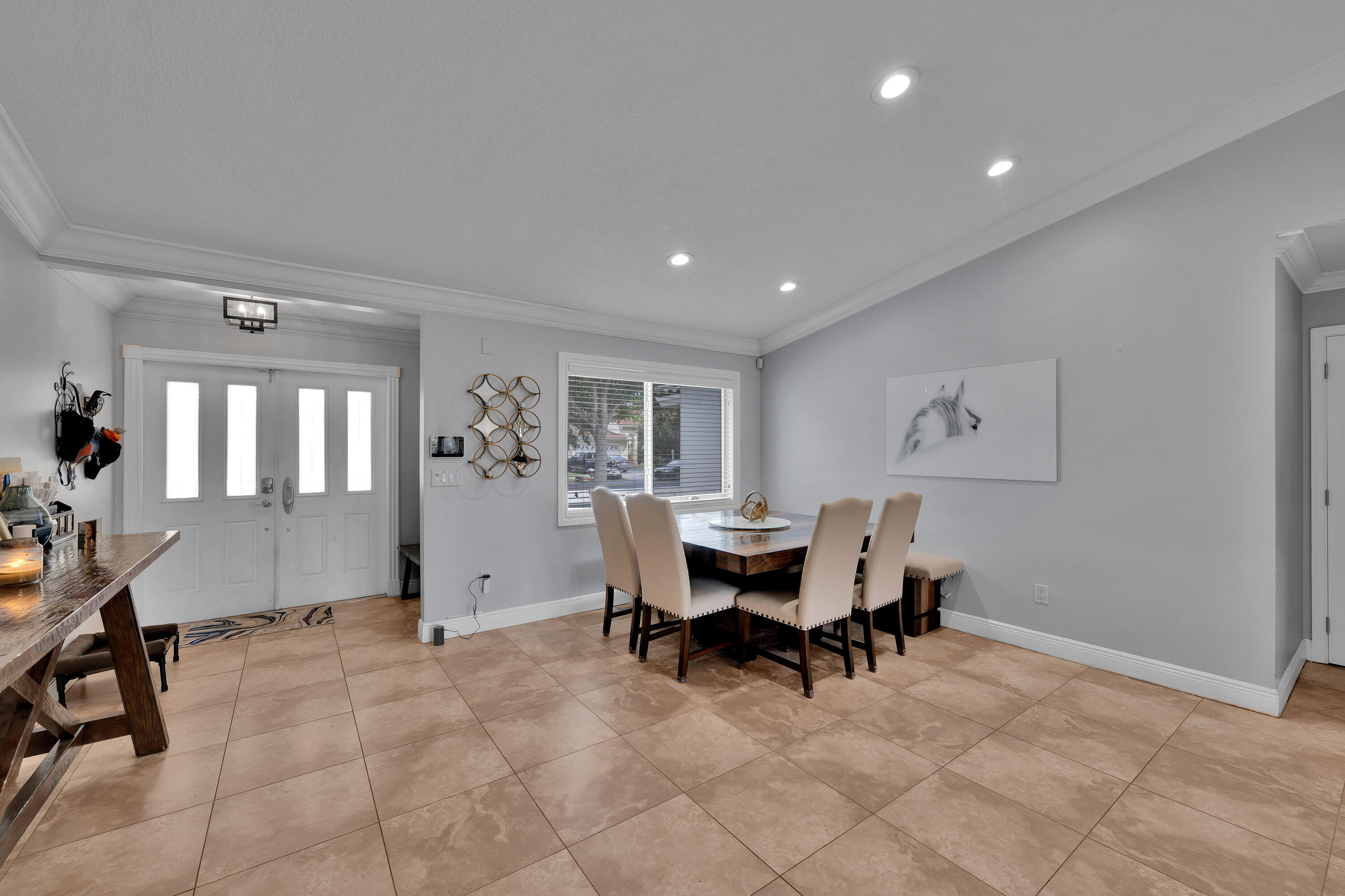 HAWKES BLUFF - Residential