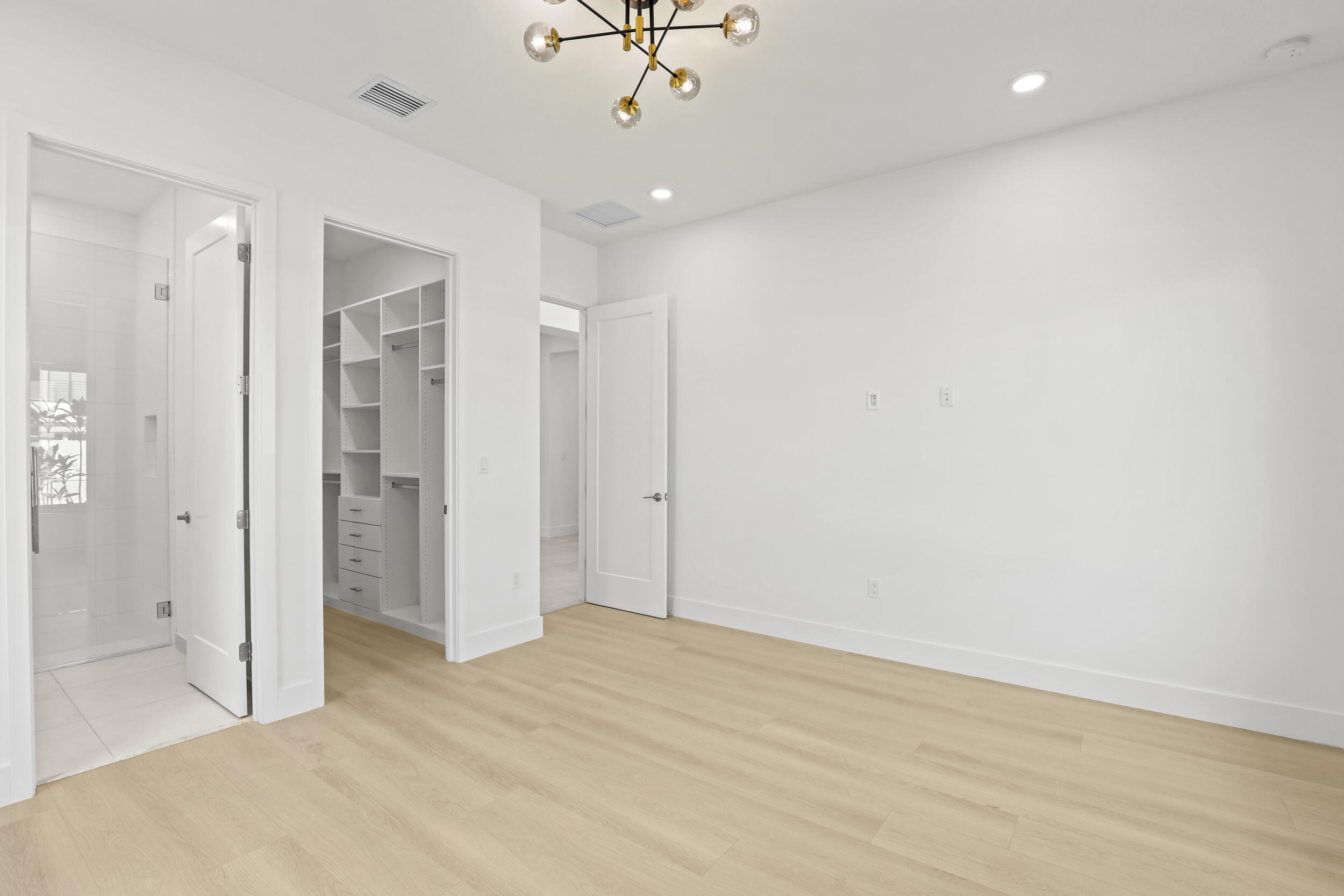 BRIDGES MIZNER PUD BRIDGES SOUTH PLAT SEVEN - Residential Lease