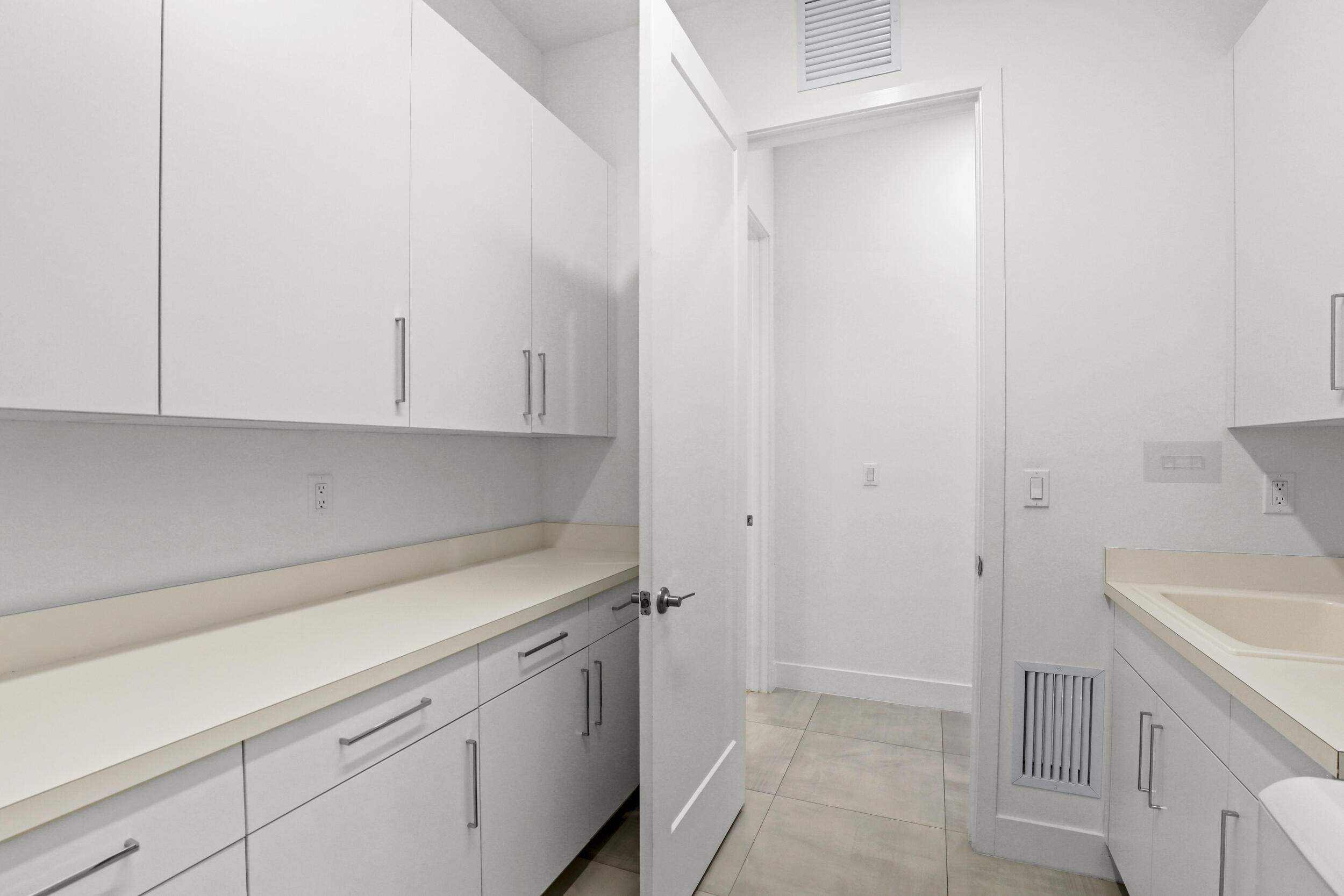 BRIDGES MIZNER PUD BRIDGES SOUTH PLAT SEVEN - Residential Lease