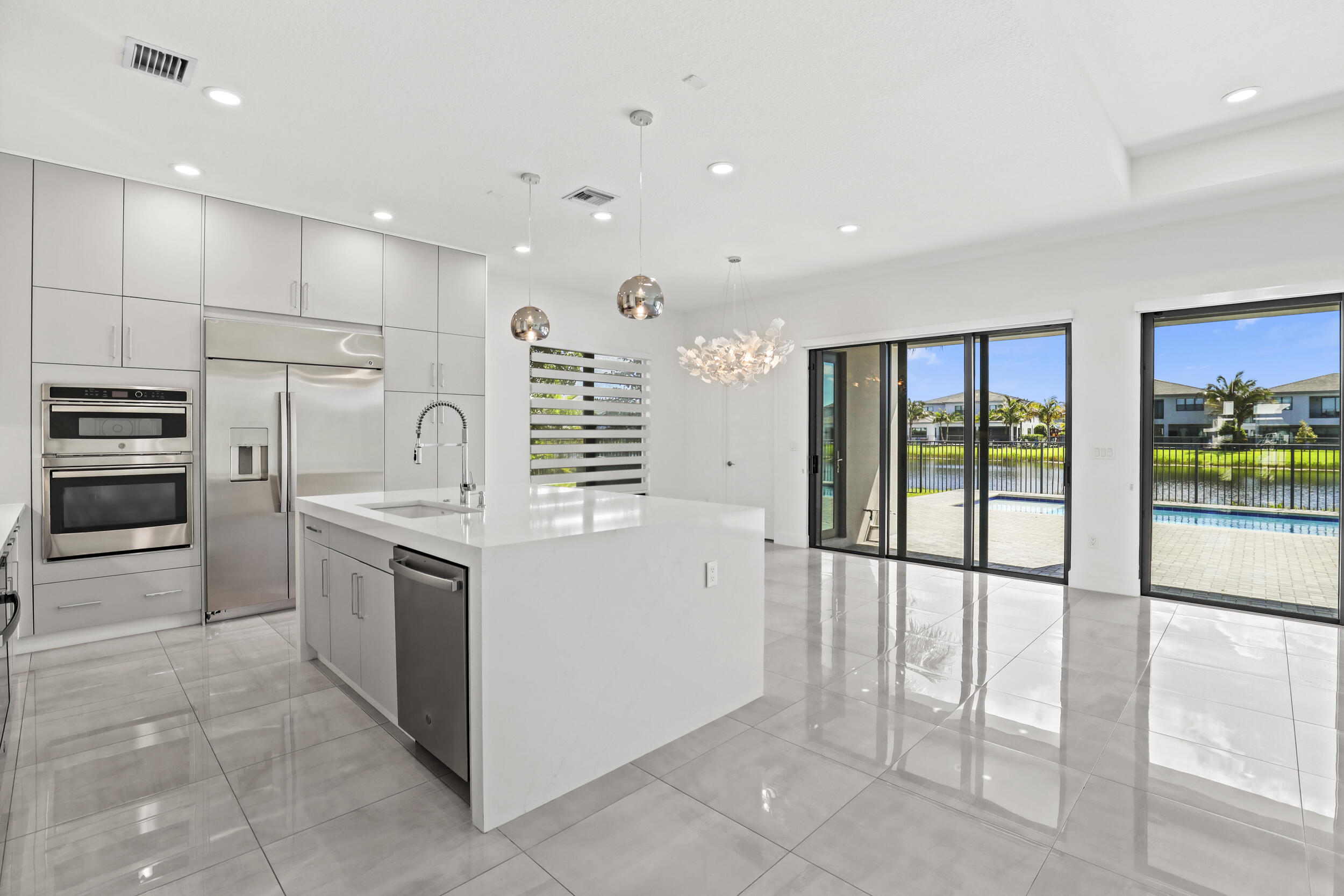 BRIDGES MIZNER PUD BRIDGES SOUTH PLAT SEVEN - Residential Lease
