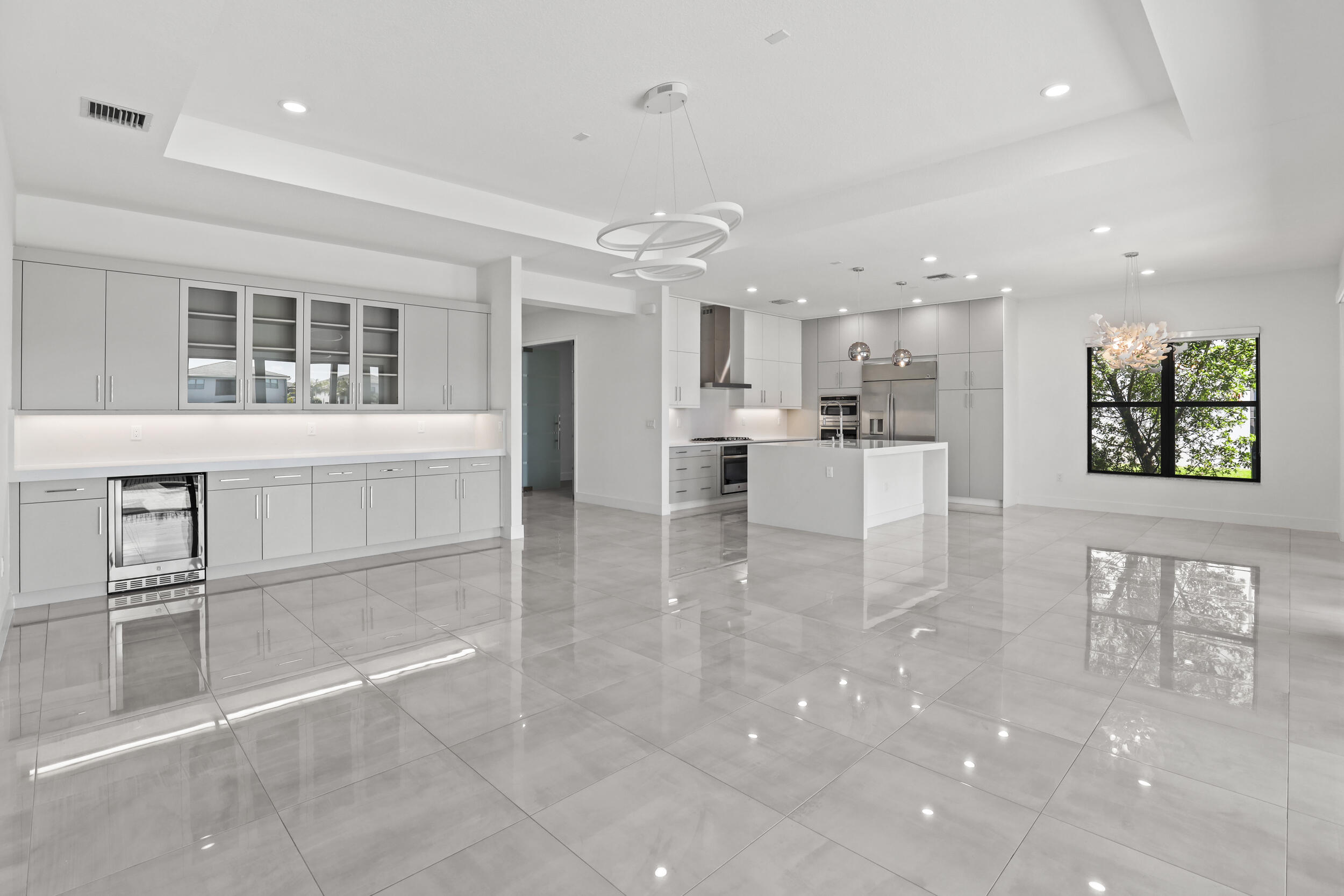 BRIDGES MIZNER PUD BRIDGES SOUTH PLAT SEVEN - Residential Lease