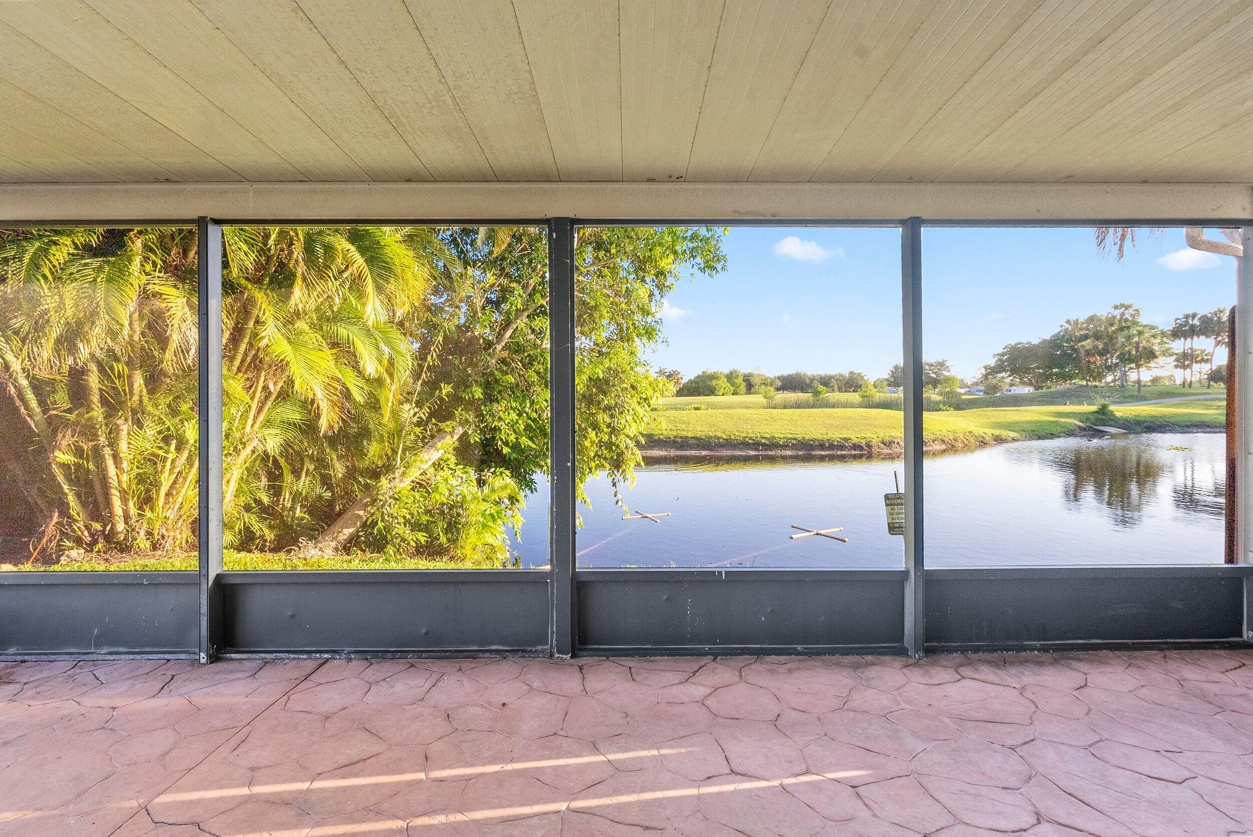 ARROWHEAD GOLF AND TENNIS CLUB - Residential