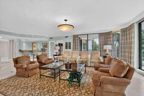 Tiny photo for 20290 Fairway Oaks Drive #222, Boca Raton, FL 33434 (MLS # B26061409)