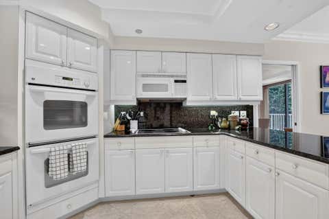 Tiny photo for 20290 Fairway Oaks Drive #222, Boca Raton, FL 33434 (MLS # B26061409)