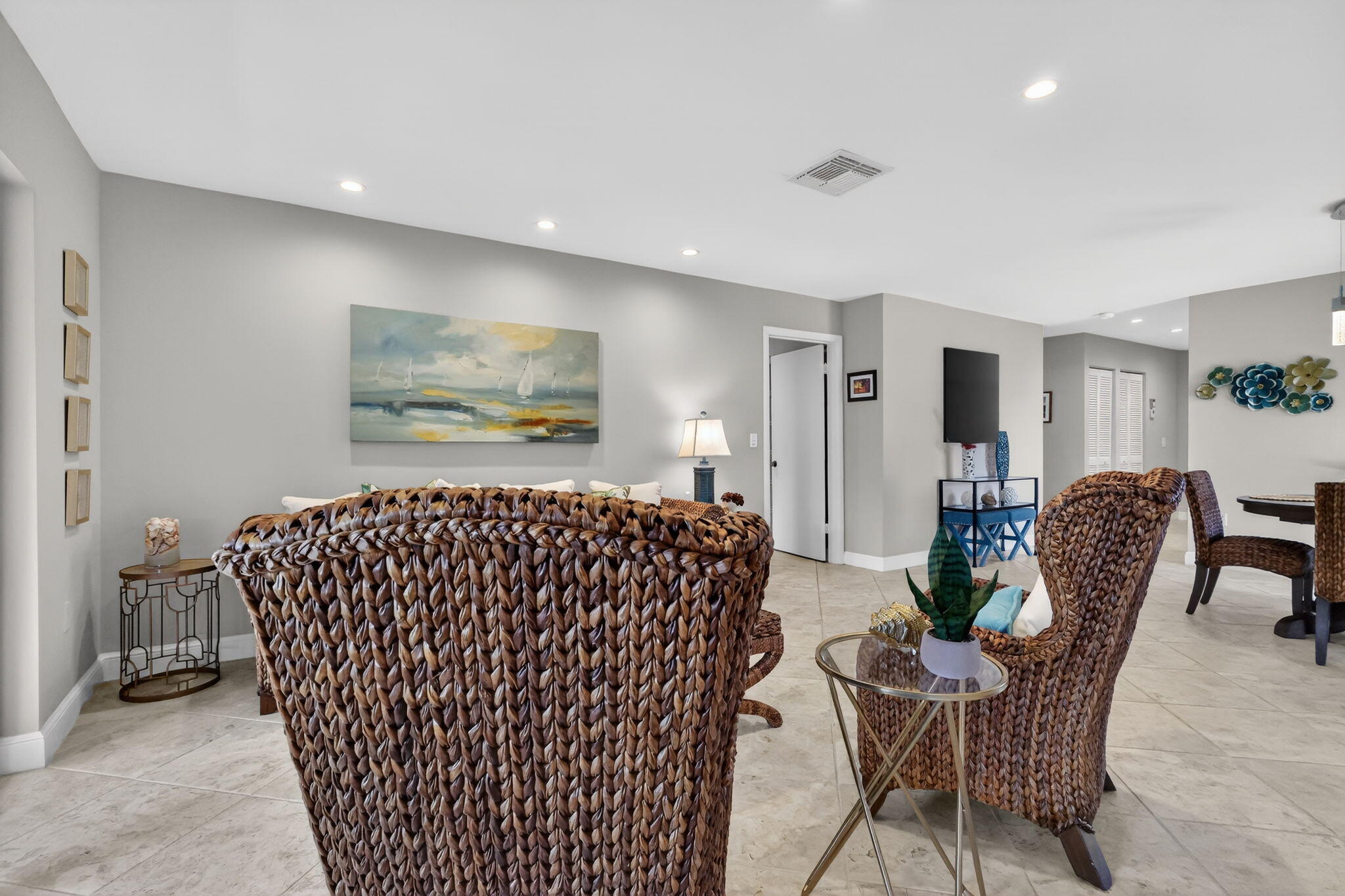 STRATFORD AT HUNTERS RUN CONDO - Residential