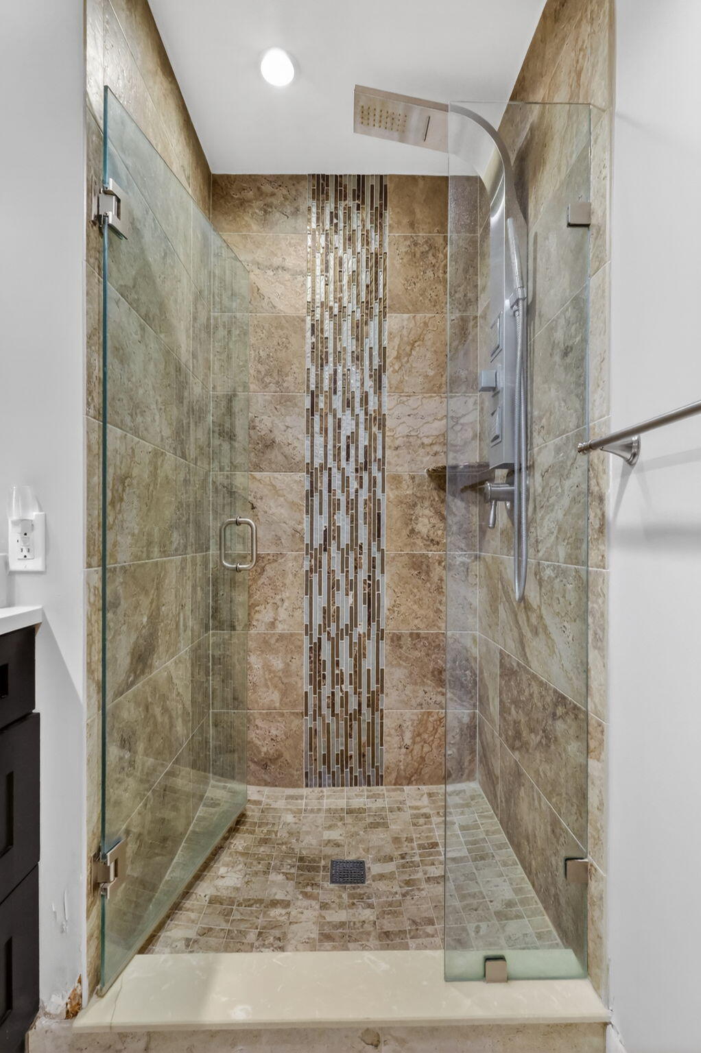 STRATFORD AT HUNTERS RUN CONDO - Residential