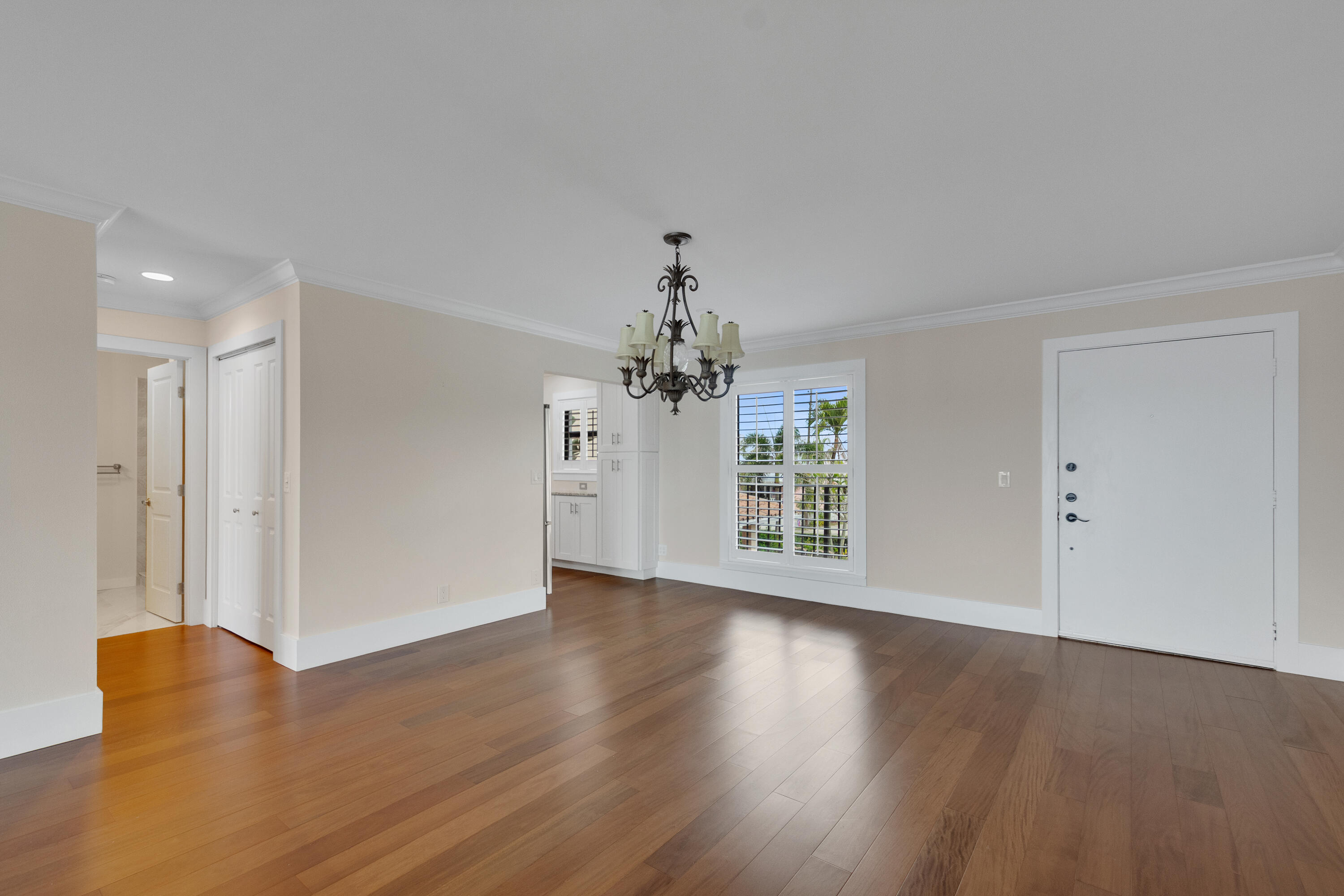 Edgewater Villas - Residential