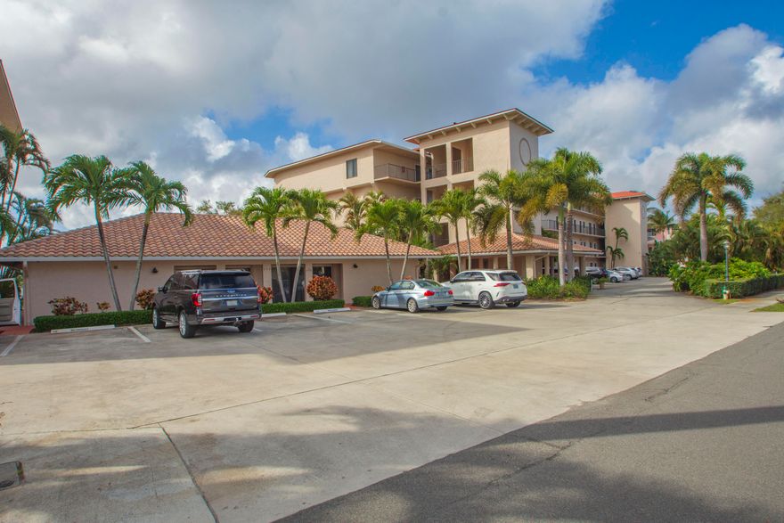 WATERFRONT LIVING at it's finest in DOWNTOWN STUART!  Come and see this beautifully renovated 2 bedroom, 2 bathroom condo unit at Edgewater!  Impact windows throughout!  Brazilian teak floors!  This home has been meticulously updated and maintained.  Automatic roll down shades in living room and master bedroom, plantation shutters, solid wood doors throughout, newer AC, and walk in closets!  Waterfront views from both bedrooms!  Dock space available for a boat up to 80'!  Located on a quiet street in downtown, just a short walk to all the downtown restaurants and entertainment!  Clubhouse, pool on site!  Schedule your private showing today!