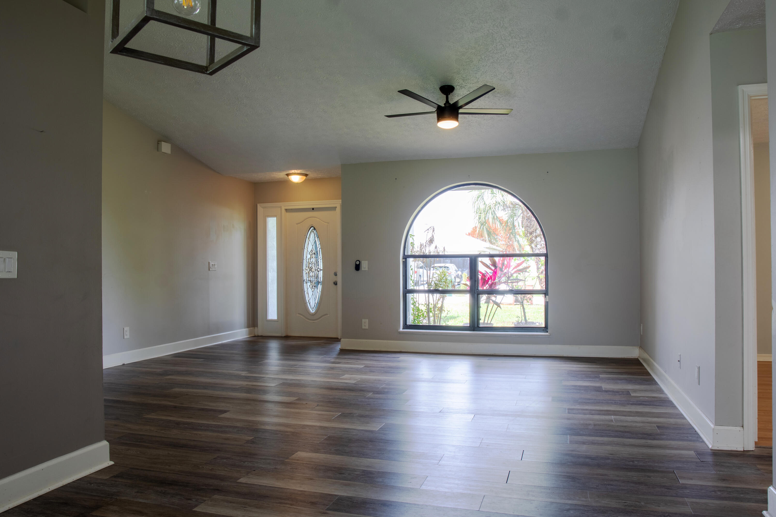 PORT ST LUCIE SECTIO - Residential Lease