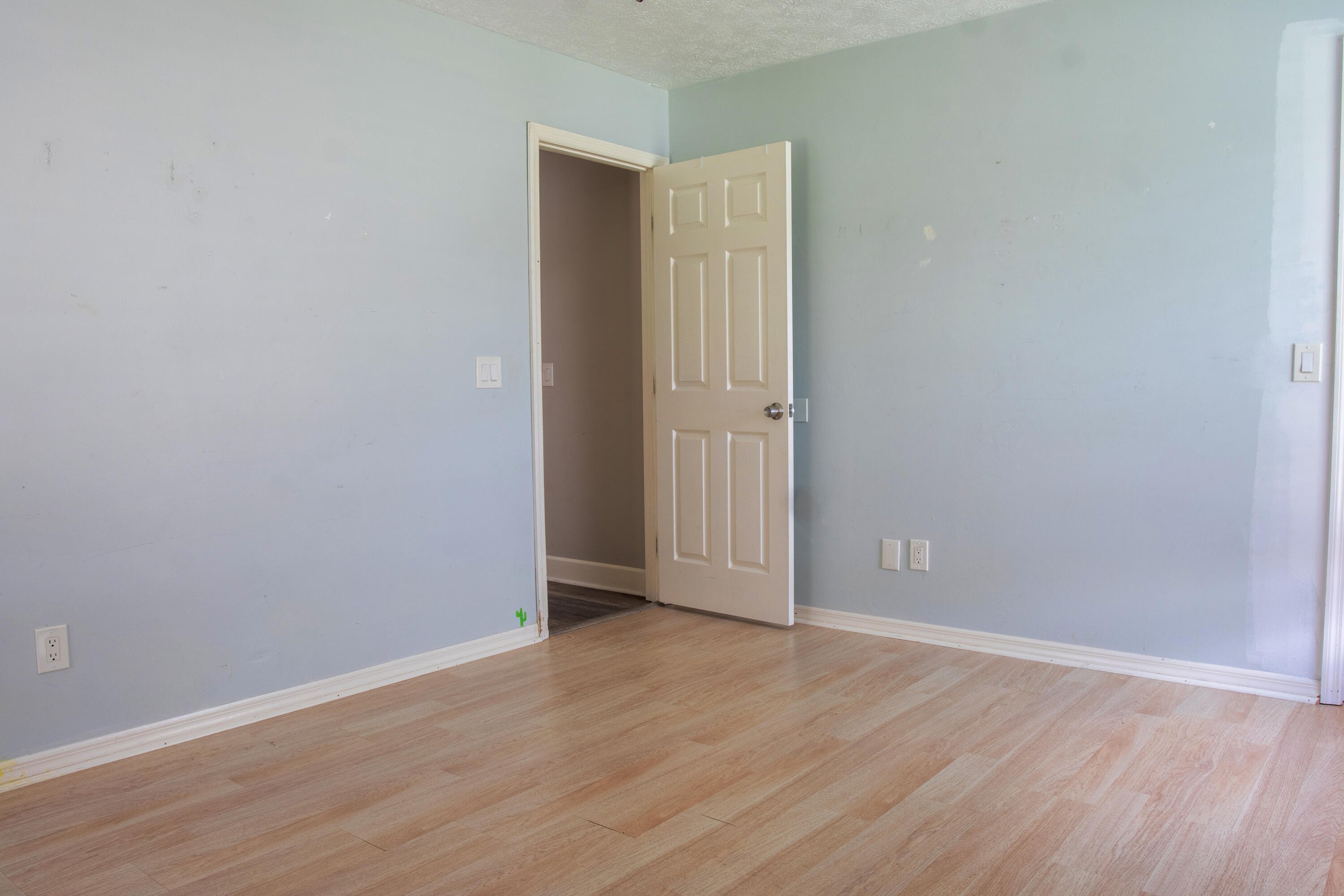 PORT ST LUCIE SECTIO - Residential Lease