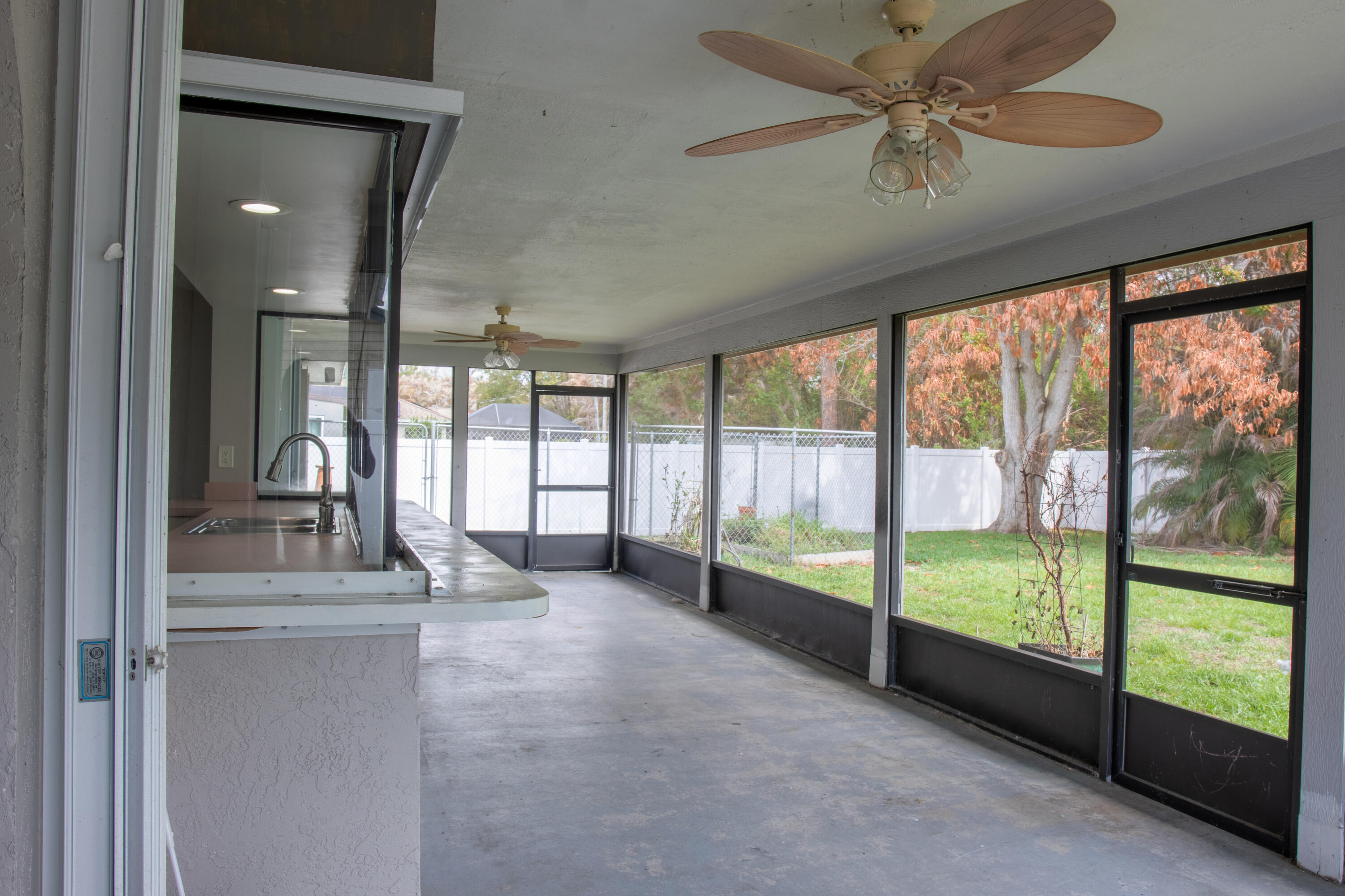 PORT ST LUCIE SECTIO - Residential Lease