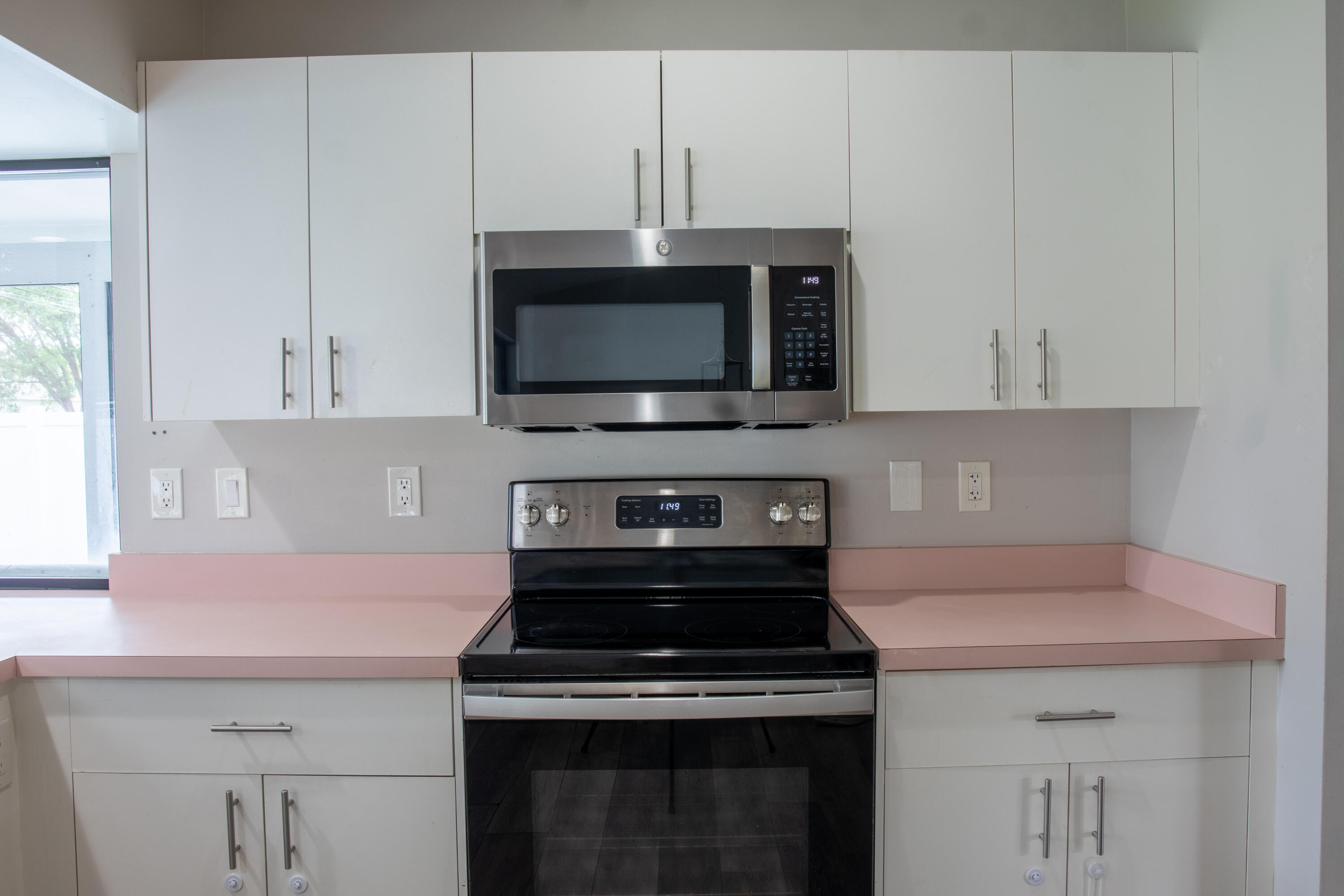 PORT ST LUCIE SECTIO - Residential Lease