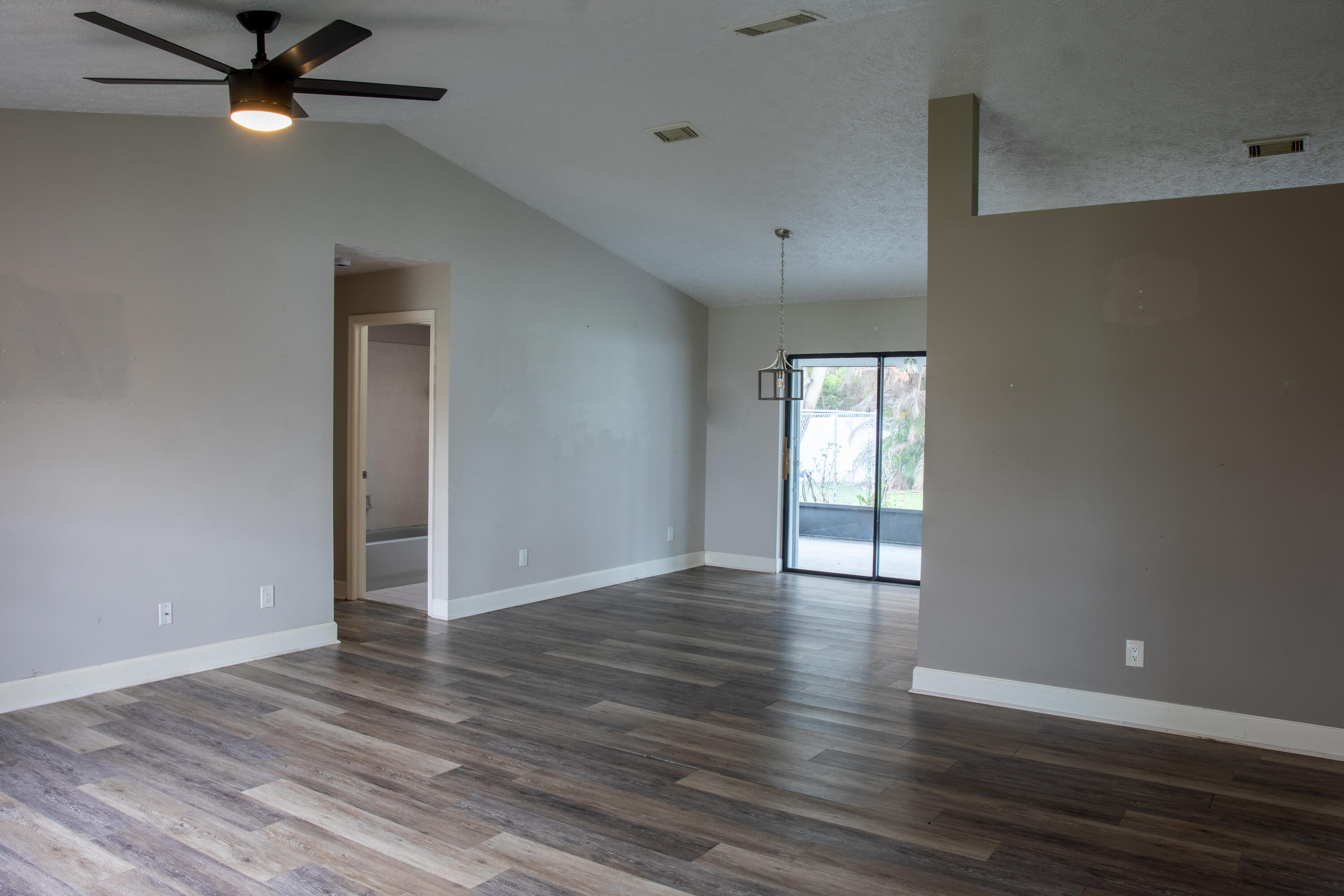 PORT ST LUCIE SECTIO - Residential Lease