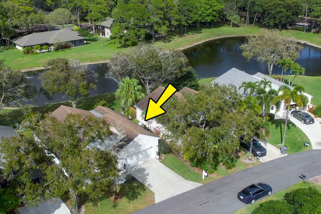 Photo of 7660 Kings Ride Rd, Boynton Beach, FL 33436 (MLS # R11169148)