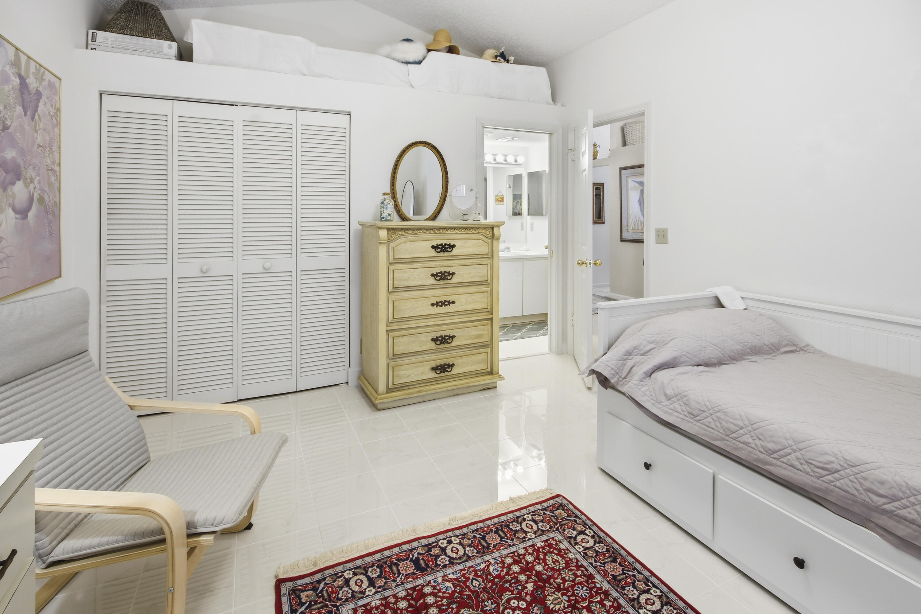 MNR FOREST 2 - Residential