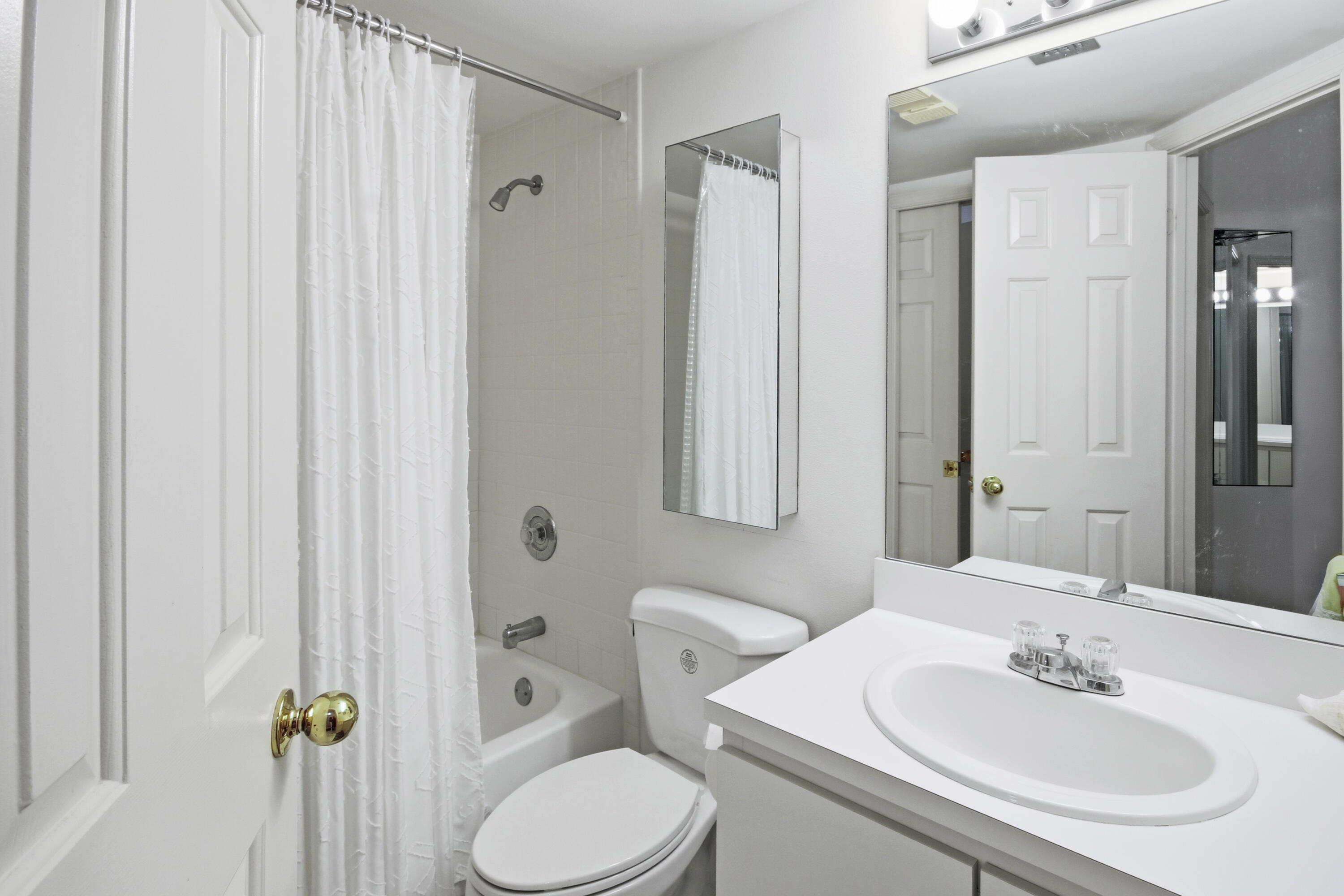 MNR FOREST 2 - Residential