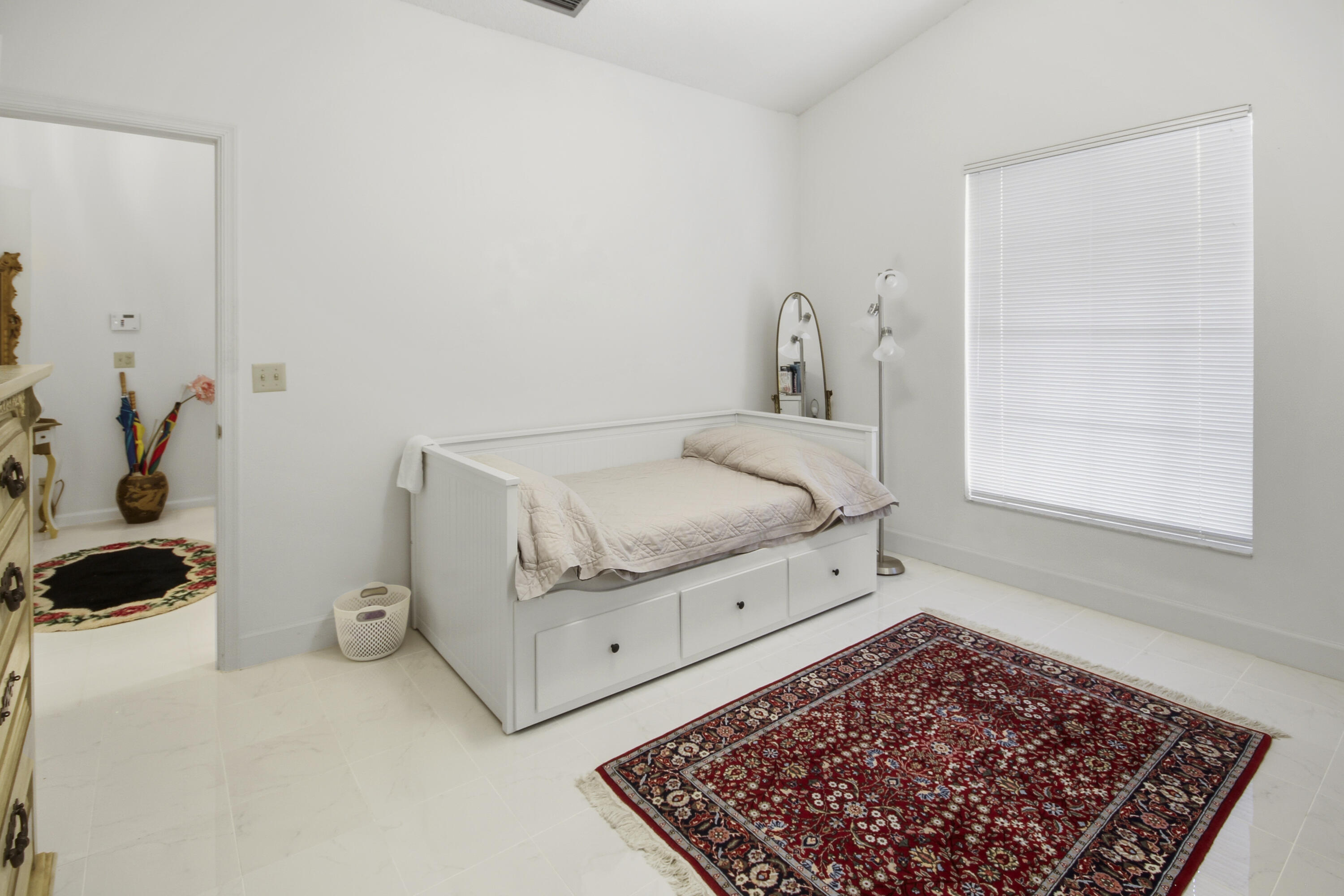 MNR FOREST 2 - Residential