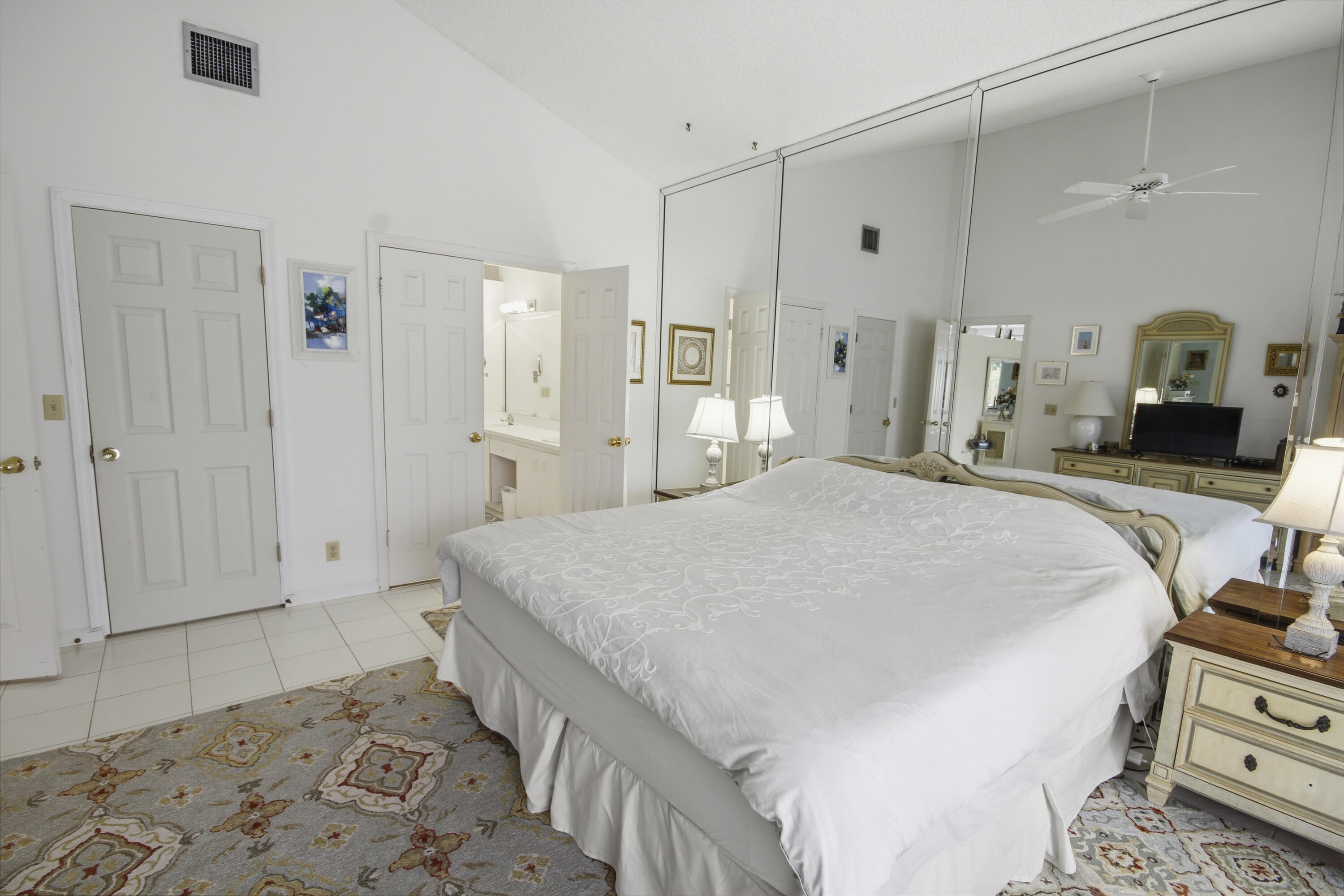 MNR FOREST 2 - Residential