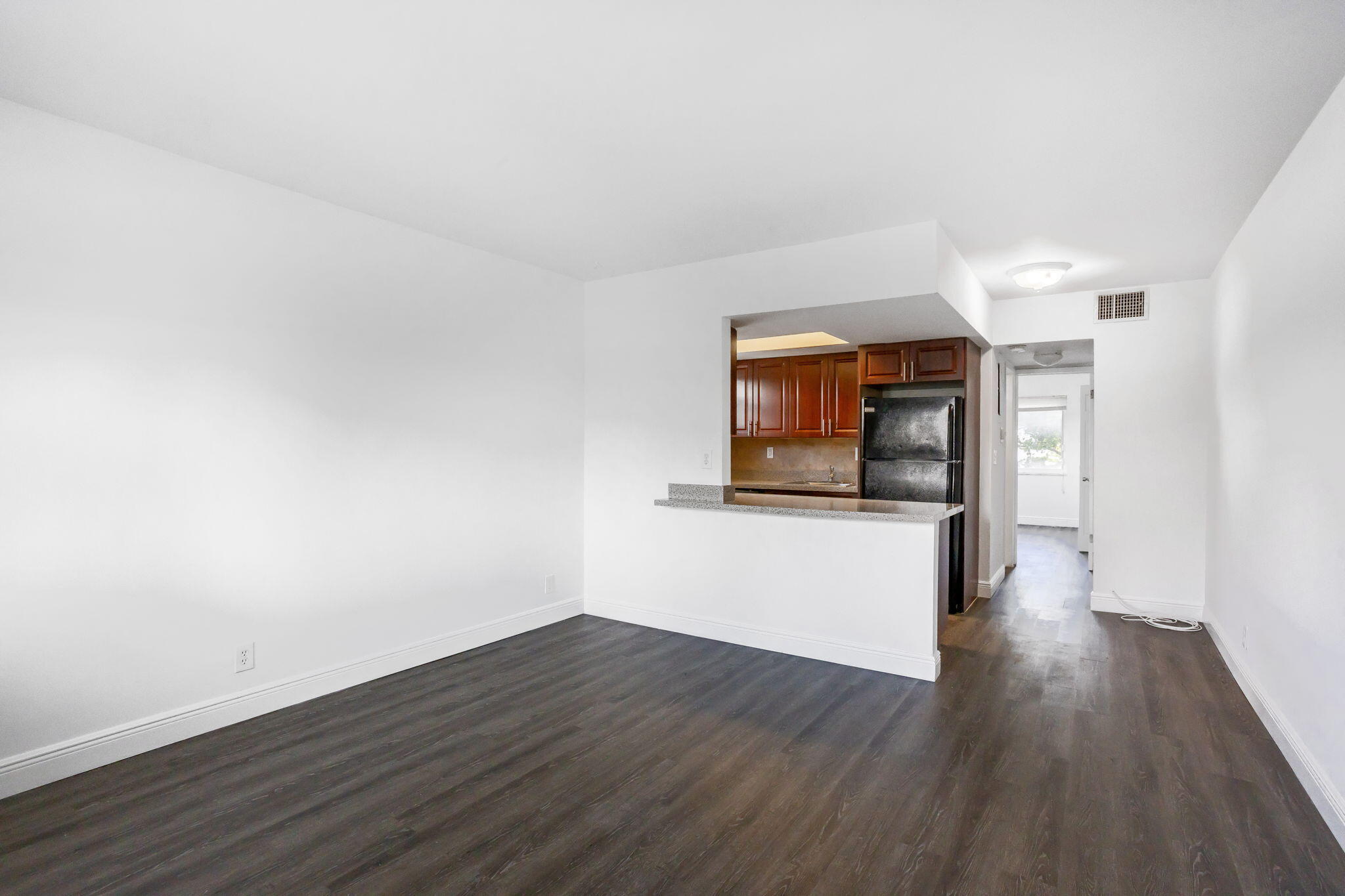 CYPRESS COVE - Residential Lease