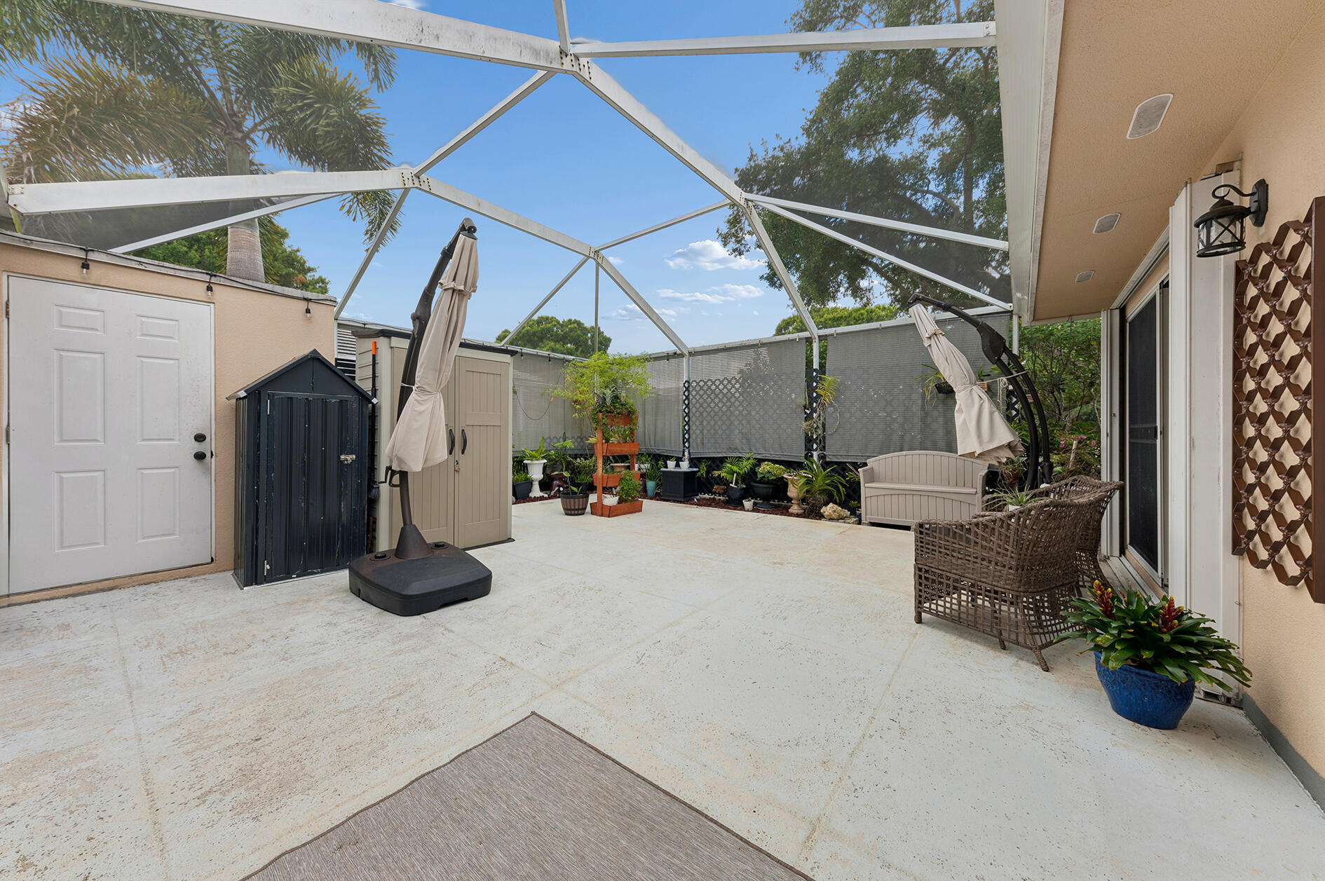 LAKE CATHERINE - Residential