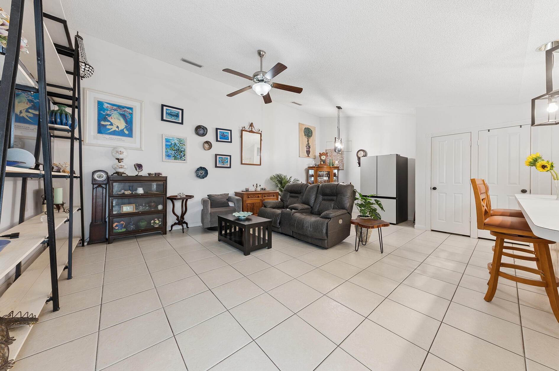 LAKE CATHERINE - Residential