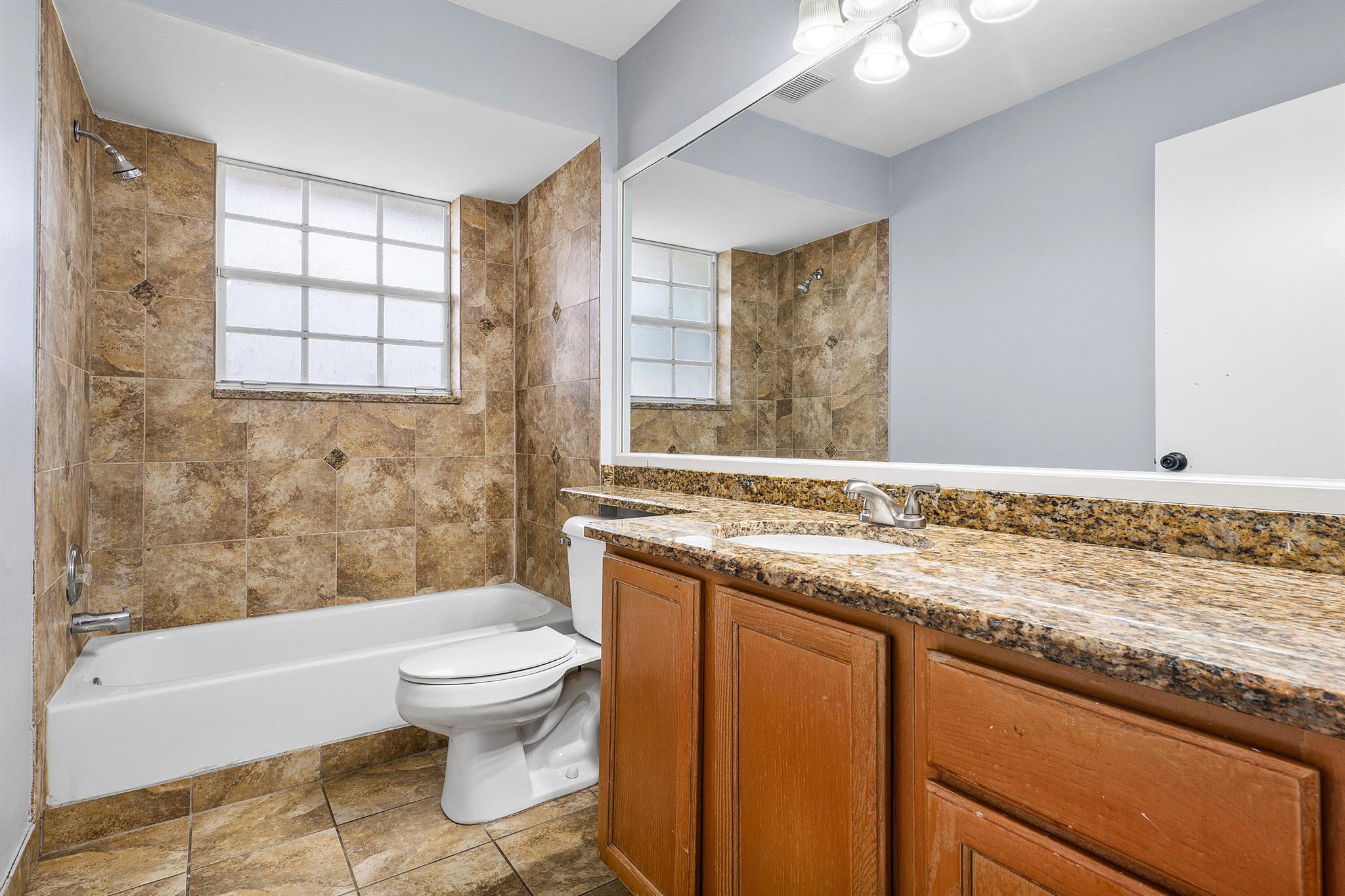 BOYNTON LAKES 5 - Residential