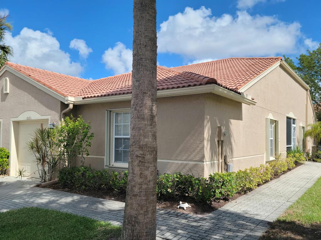 Beautiful Corner Unit with screened patio offering a spacious layout and a lot of light. Newly painted interior with ceramic tiles throughout main living area and 3rd bedroom. Brand NEW Kitchen Appliances! Brand NEW laminate floors in Primary bedroom and 2nd bedroom. Accordion Shutters! Venetian Isles is an active 55+ community offering an abundance of amenities. The newly renovated clubhouse is almost finished. It will have a full-service bar & cafe, 2 pools, tennis, pickleball, modern fitness center and more! THIS IS COUNTRY CLUB LIVING WITHOUT THE MEMBERSHIP DUES! Easy to show!