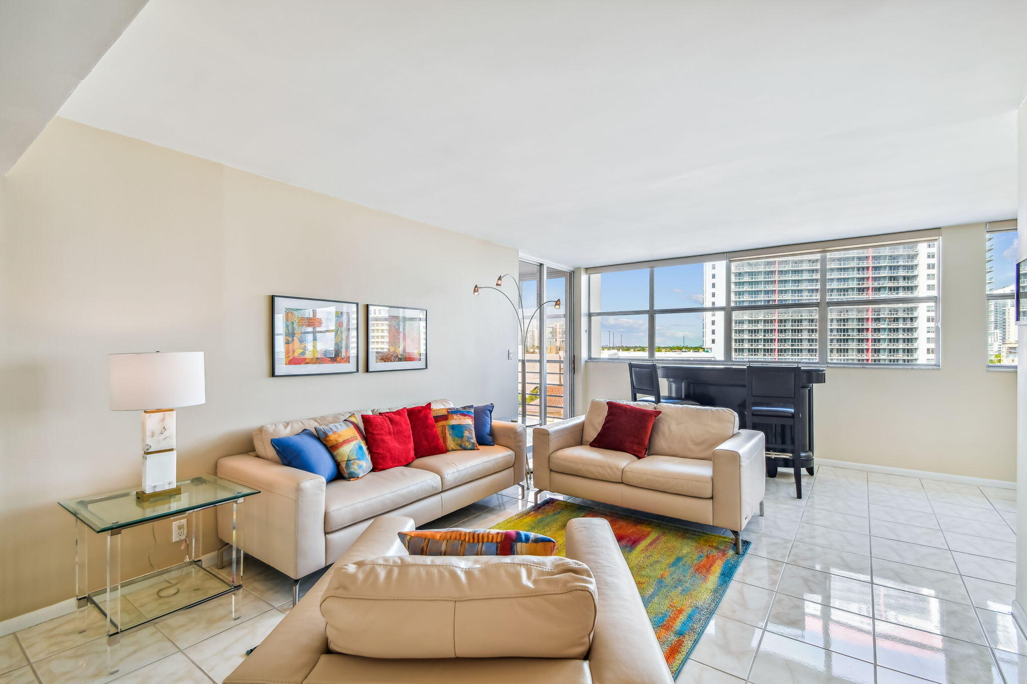 LAKE POINT TOWER CONDOMINIUM - Residential