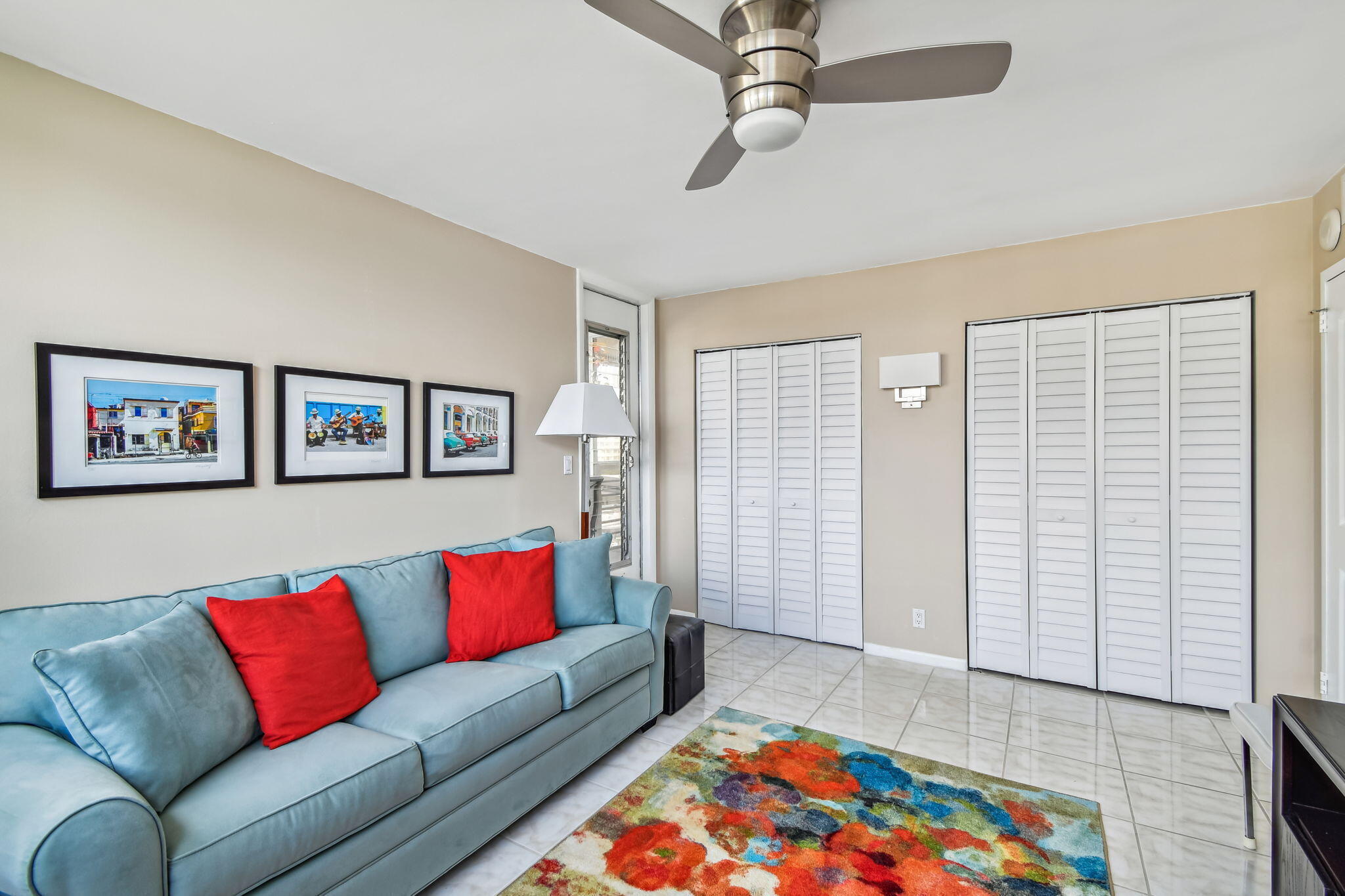 LAKE POINT TOWER CONDOMINIUM - Residential