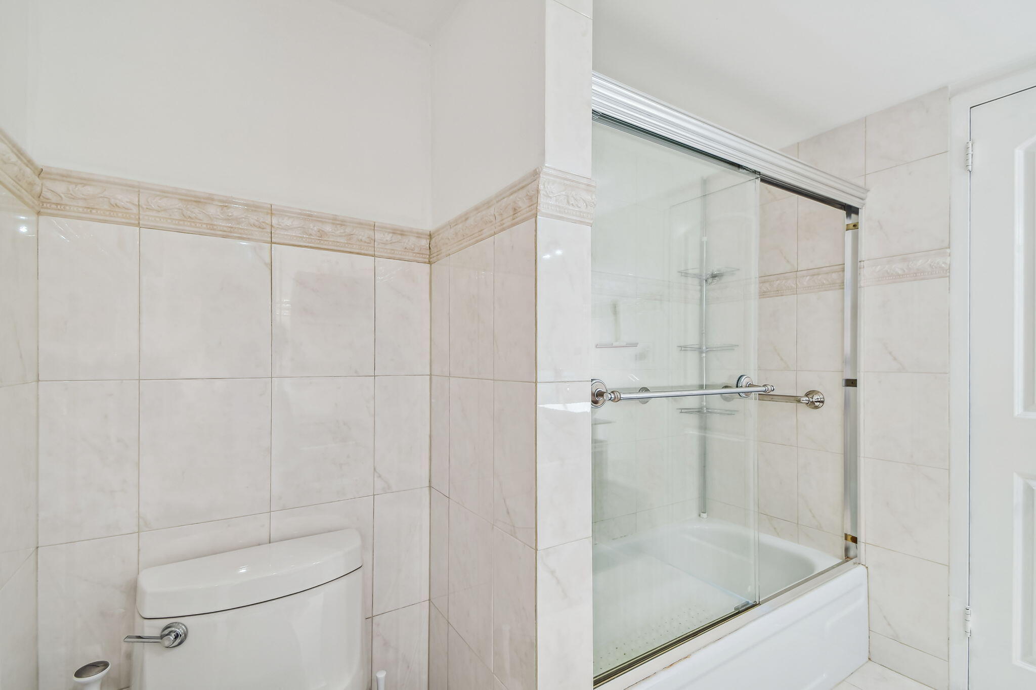 LAKE POINT TOWER CONDOMINIUM - Residential