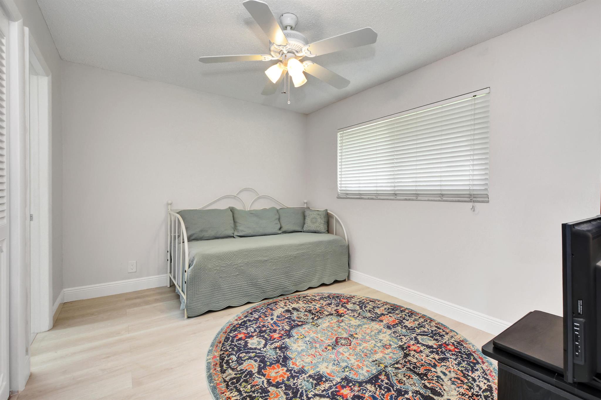 LEISUREVILLE - Residential